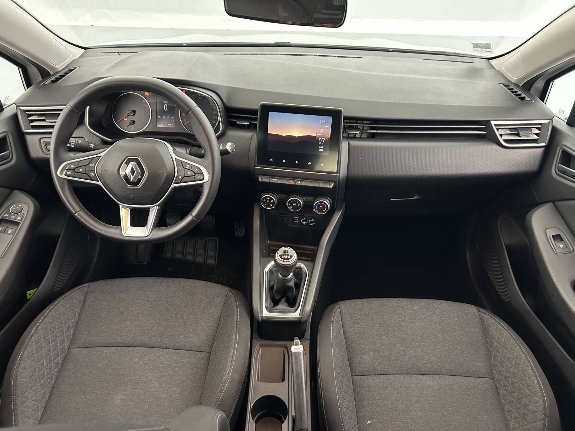 Vente en ligne Renault Clio 5 Clio SCe 75 au prix de 10 490 €