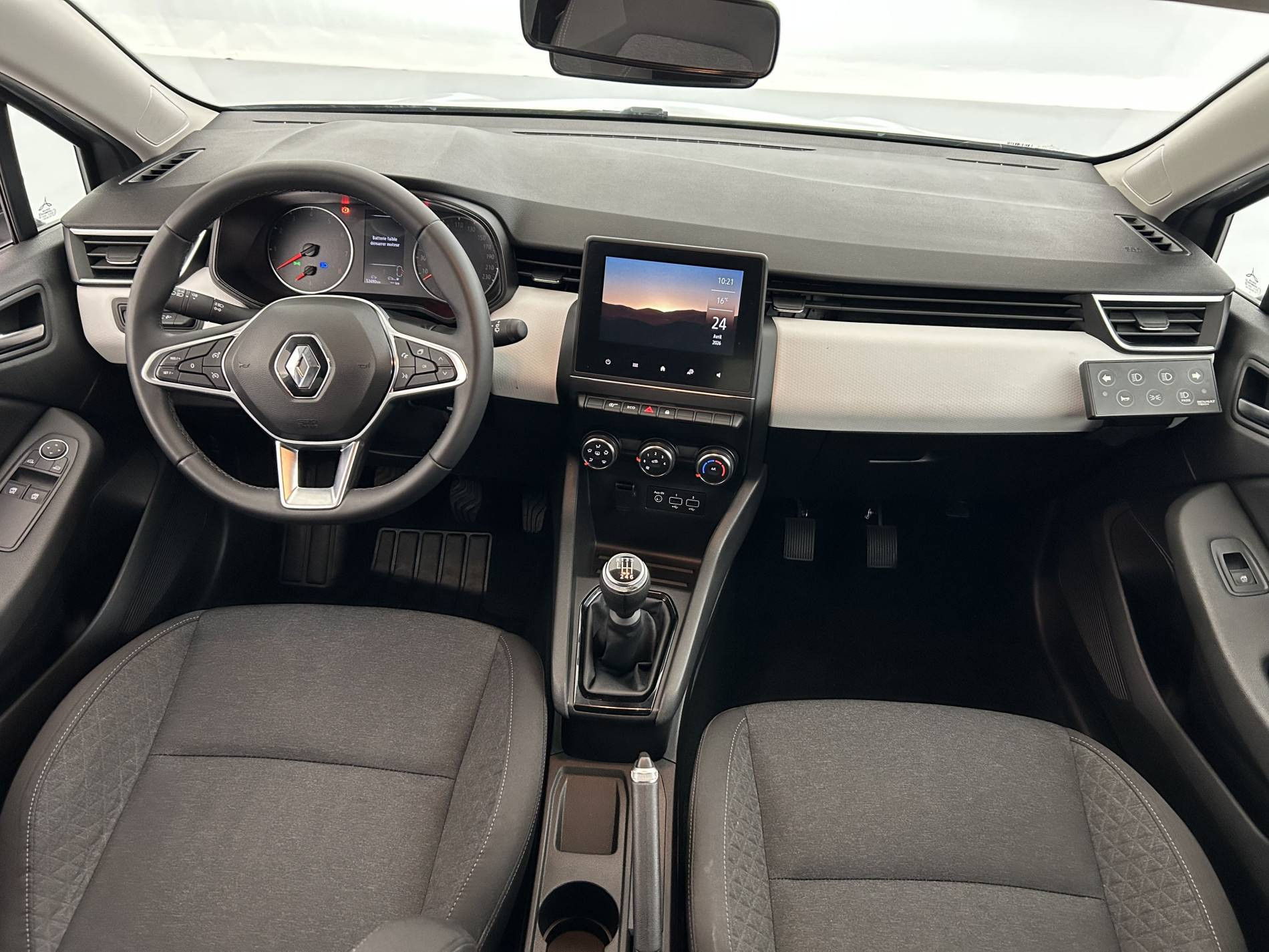 Vente en ligne Renault Clio 5 Clio TCe 90 au prix de 13 890 €