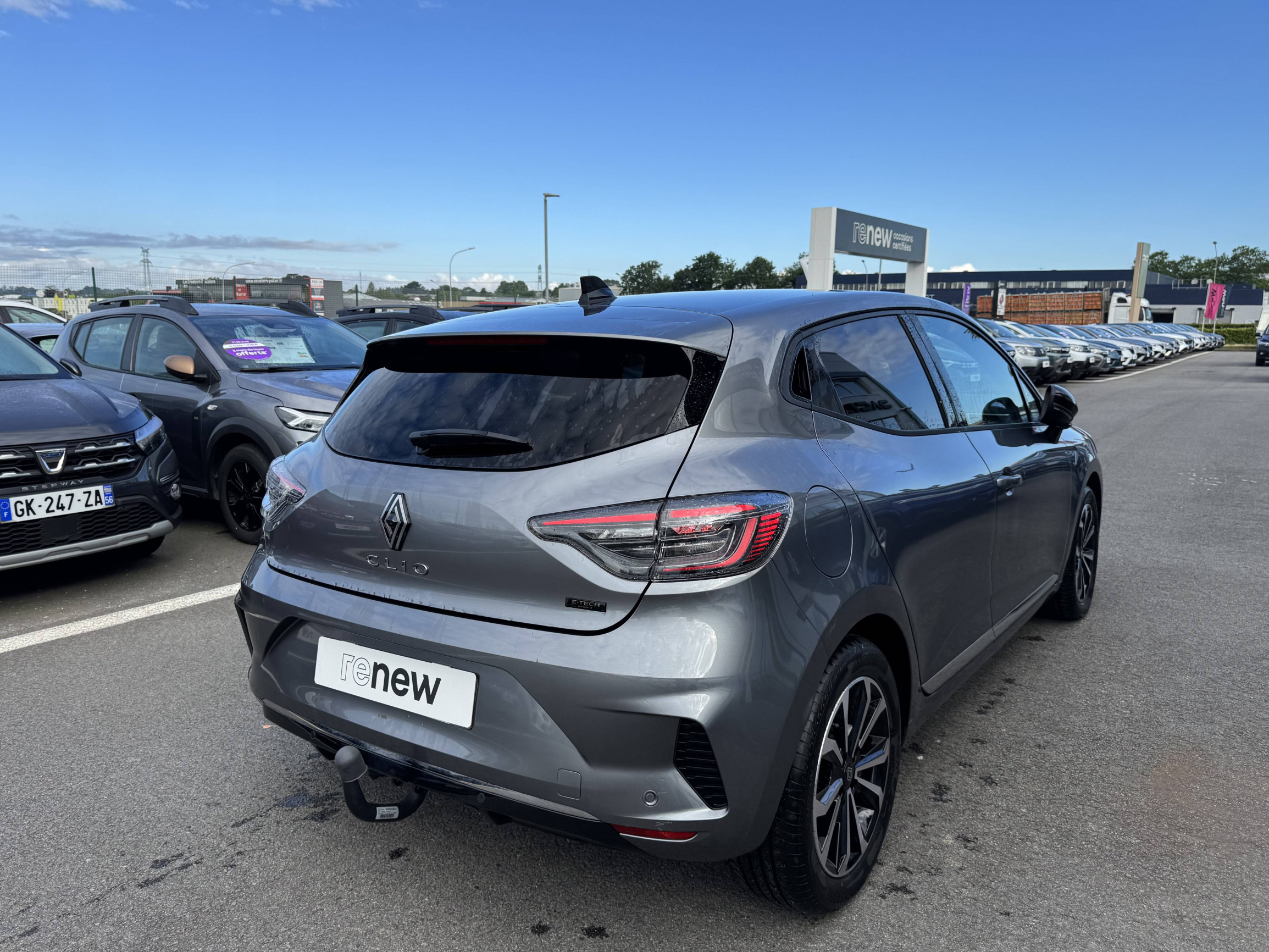Vente en ligne Renault Clio 5 Clio E-Tech full hybrid 145 ch GSR2 au prix de 21 490 €
