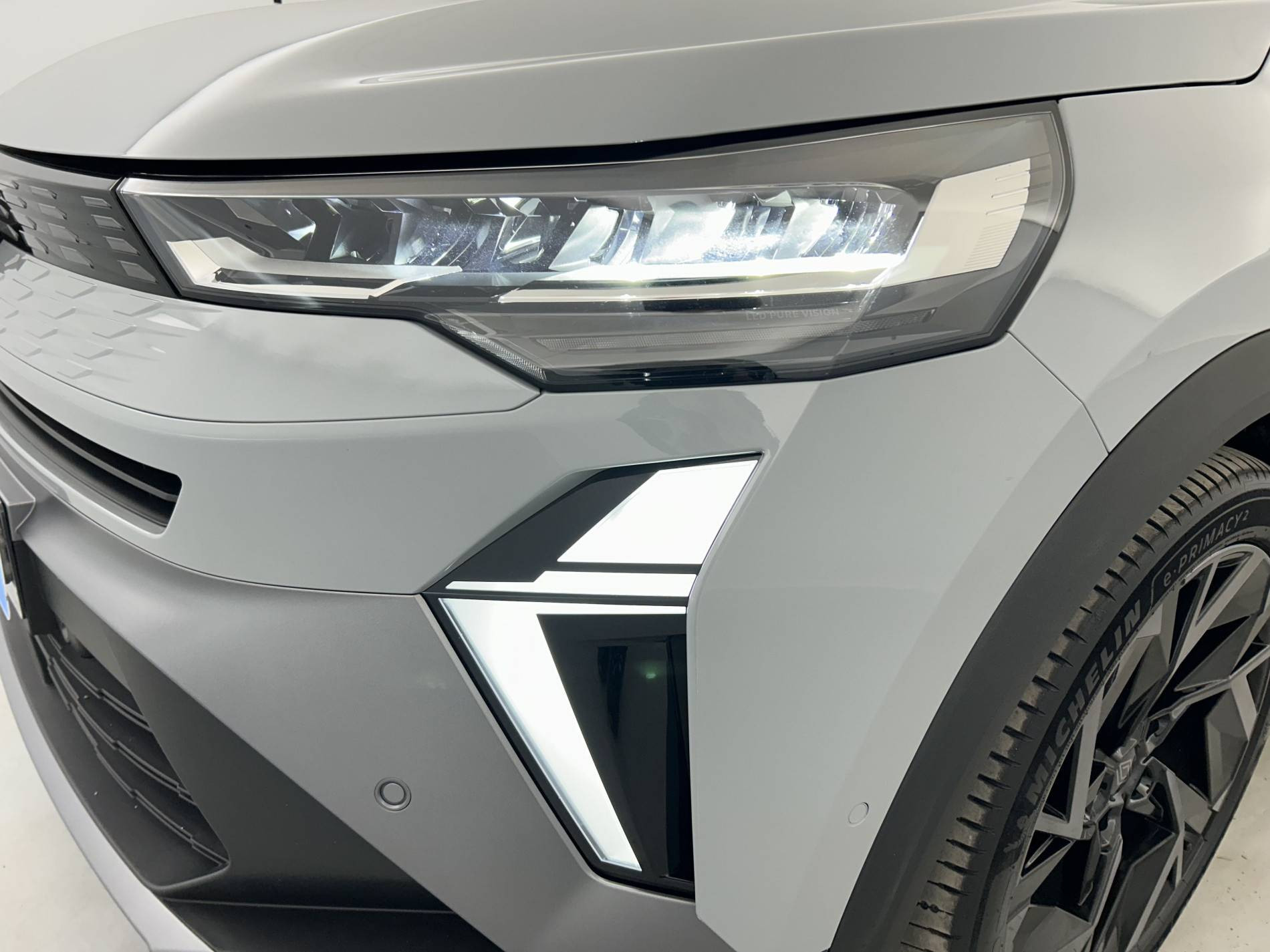 Vente en ligne Renault Symbioz  E-Tech full hybrid 145 au prix de 28 690 €