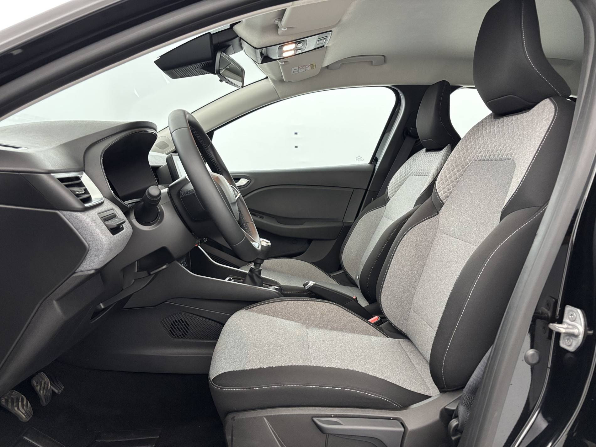 Vente en ligne Renault Clio 5 Clio Blue dCi 100 ch GSR2 au prix de 18 790 €