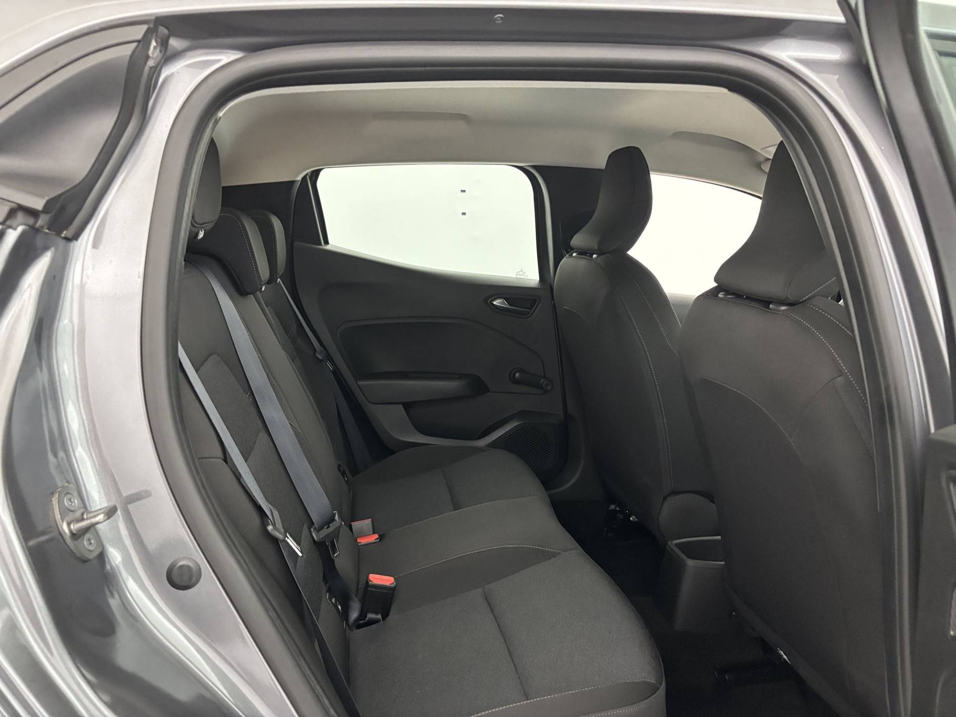 Vente en ligne Renault Clio 5 Clio TCe 90 au prix de 14 550 €