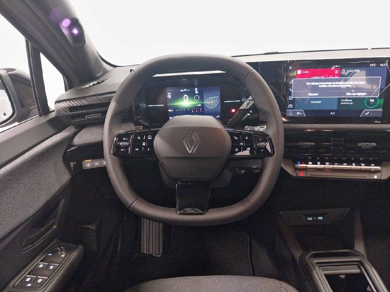 Vente en ligne Renault Clio 6 Clio TCe 115 ch EDC au prix de 50 000 €