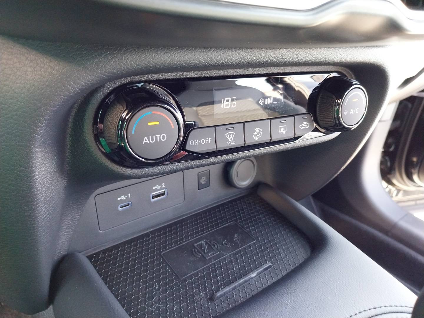 Vente en ligne Nissan Juke  HYBRID 143 au prix de 28 990 €