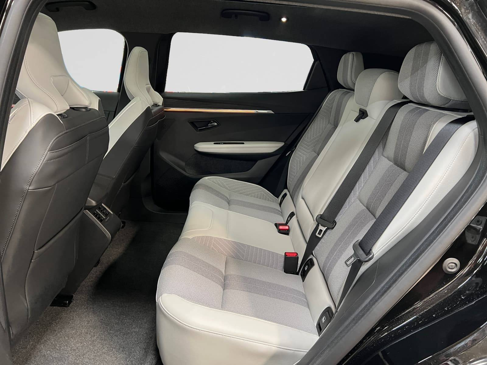 Vente en ligne Renault Scenic E-Tech Scenic E-Tech électrique 220 ch grande autonomie au prix de 43 990 €