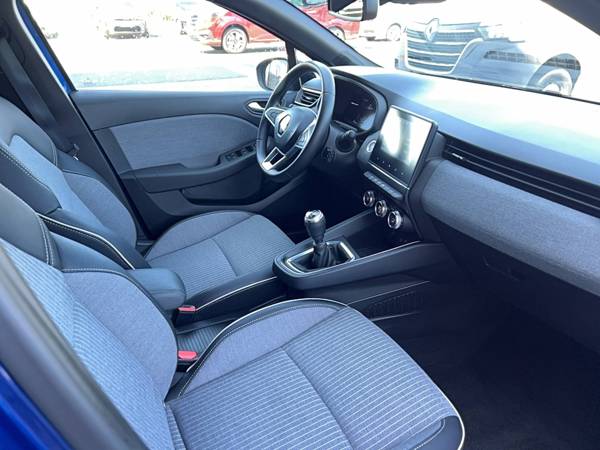 Vente en ligne Renault Clio 5 Clio TCe 90 au prix de 15 490 €