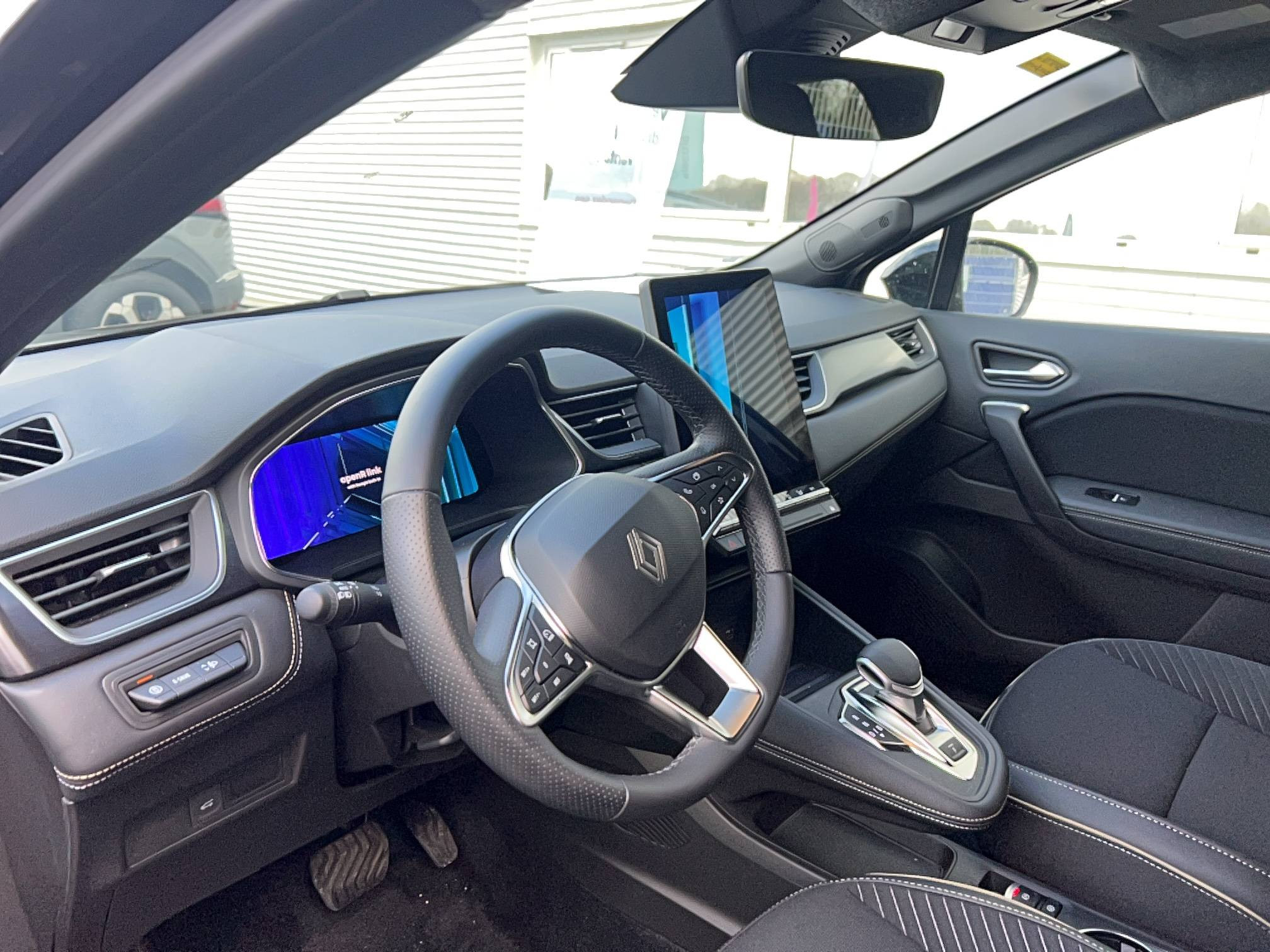 Vente en ligne Renault Symbioz  E-Tech full hybrid 145 au prix de 28 790 €