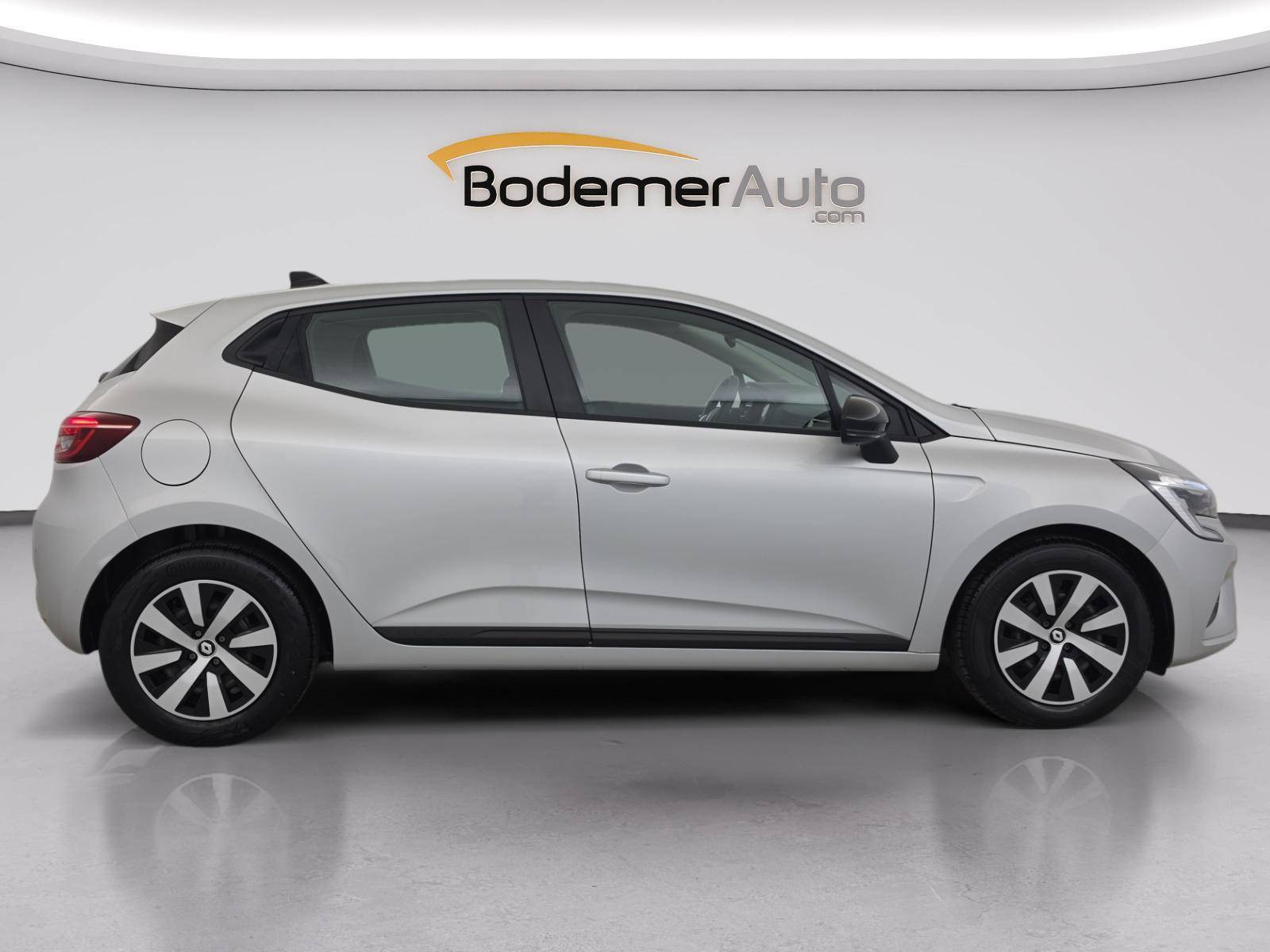 Vente en ligne Renault Clio 5 Clio TCe 90 au prix de 13 990 €