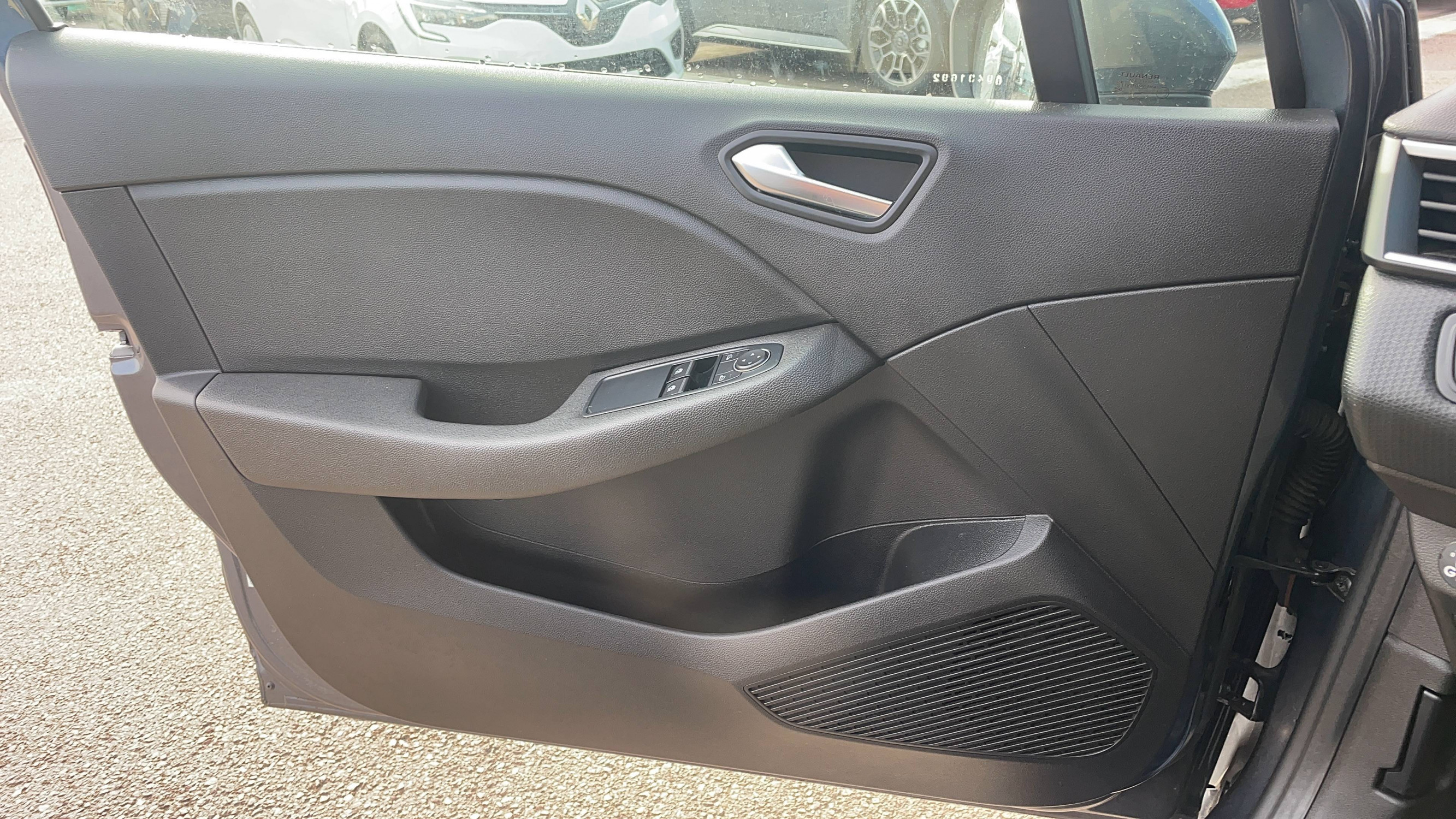 Vente en ligne Renault Clio 5 Clio TCe 100 GPL - 21N au prix de 13 990 €