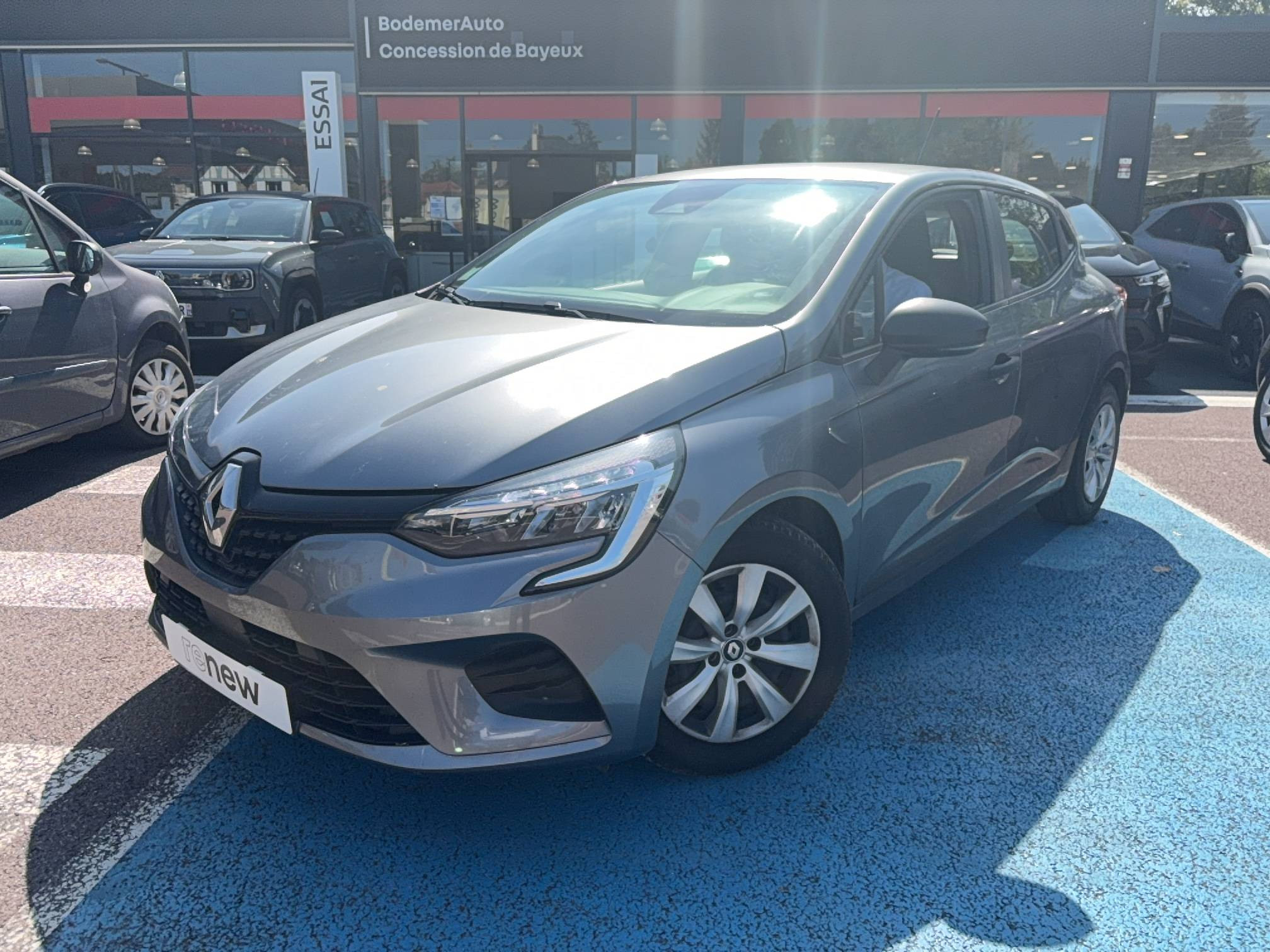 Renault Clio 5 Clio SCe 65 occasion de 2023 en vente à Bayeux
