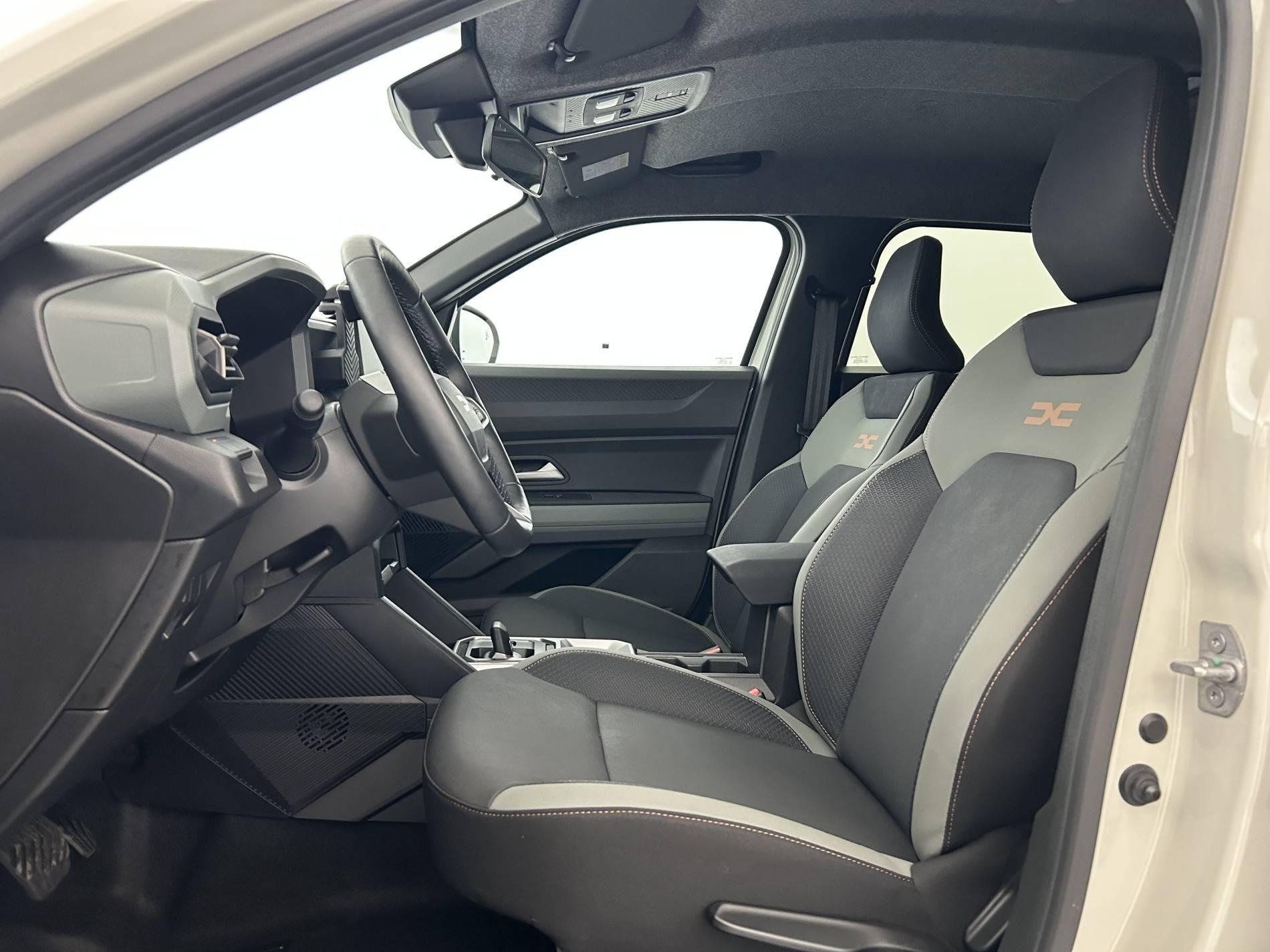 Vente en ligne Dacia Duster  Hybrid 140 au prix de 26 480 €