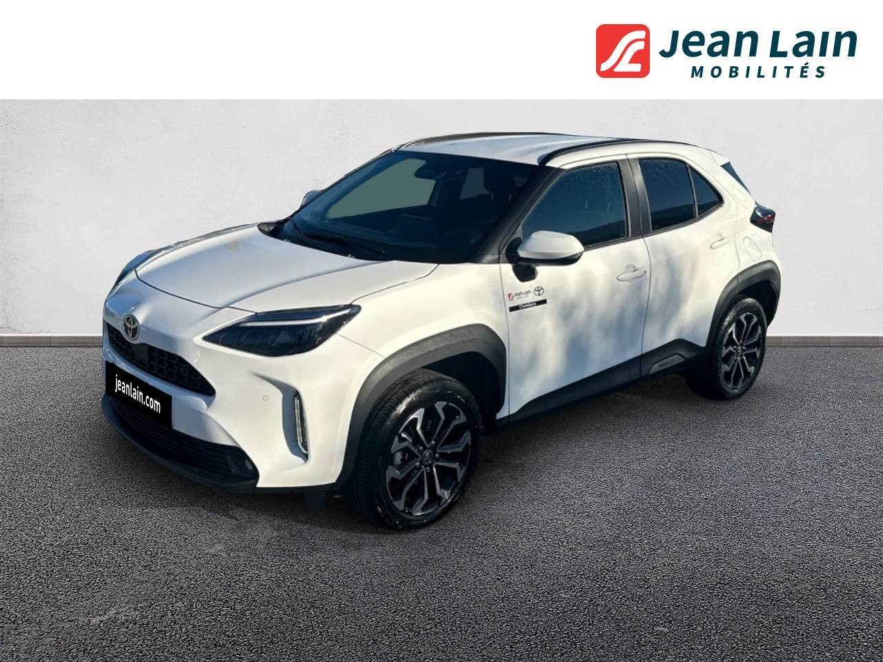 Vente en ligne TOYOTA YARIS CROSS HYBRIDE Yaris Cross Hybride 130h 2WD Design de 2026 au prix de 29 490 €