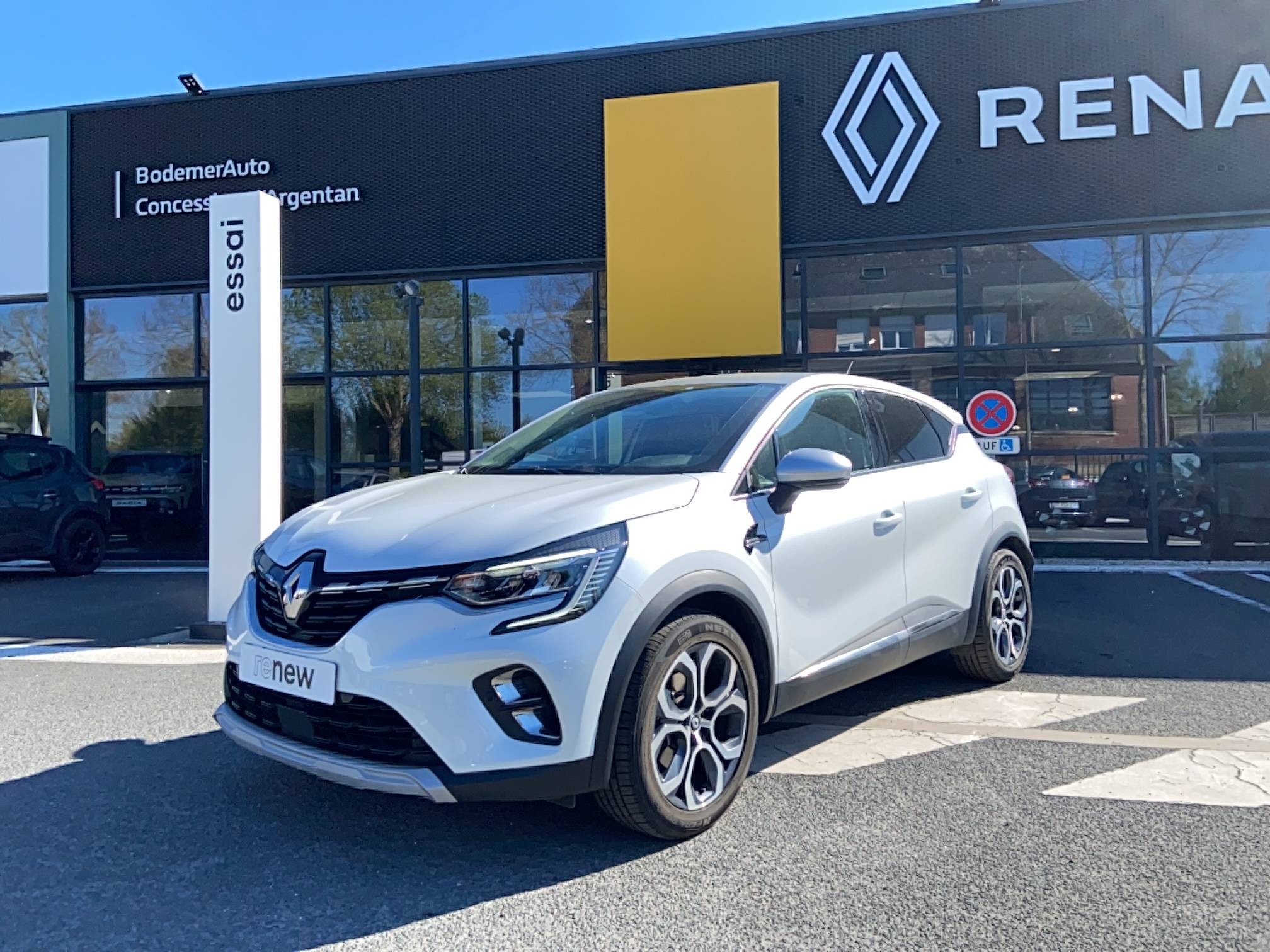 Renault Captur  E-Tech 145 - 21 occasion de 2022 en vente à Argentan