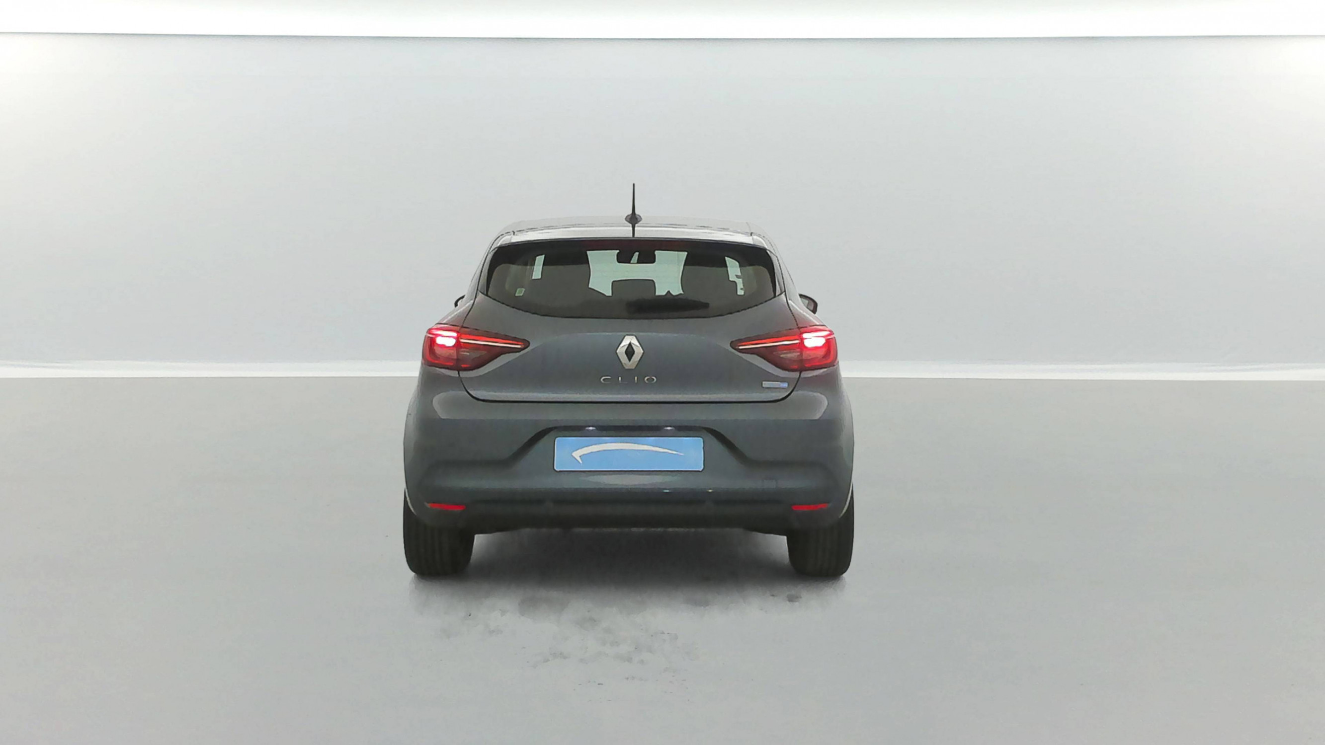 Vente en ligne Renault Clio 5 Clio E-Tech 140 - 21N au prix de 14 970 €