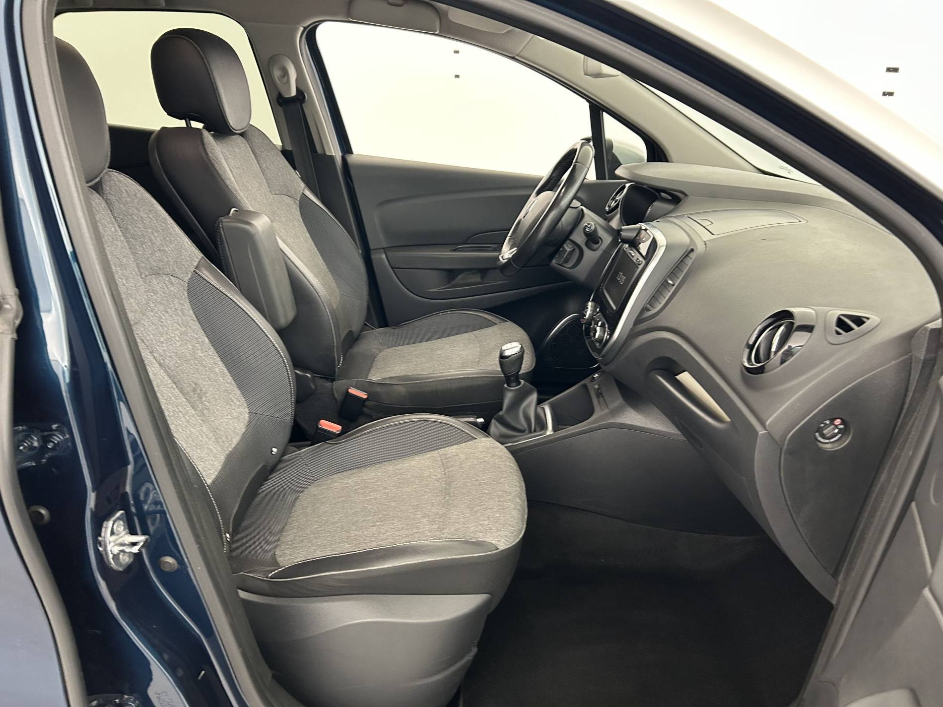 Vente en ligne Renault Captur  dCi 90 au prix de 10 990 €