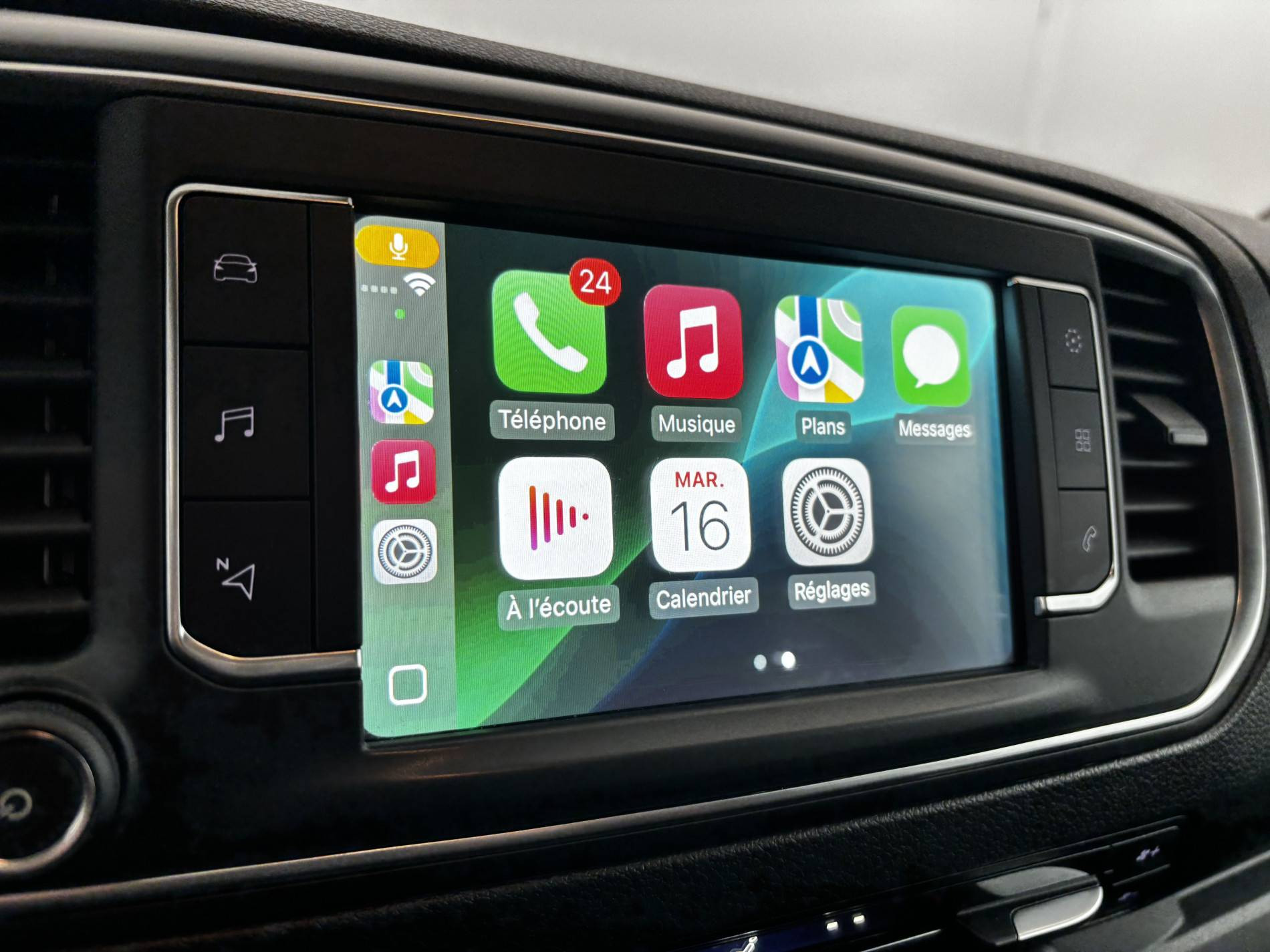 Vente en ligne Peugeot Expert Cabine Approfondie EXPERT CA STANDARD BLUEHDI 180 S&S EAT8 au prix de 28 790 €