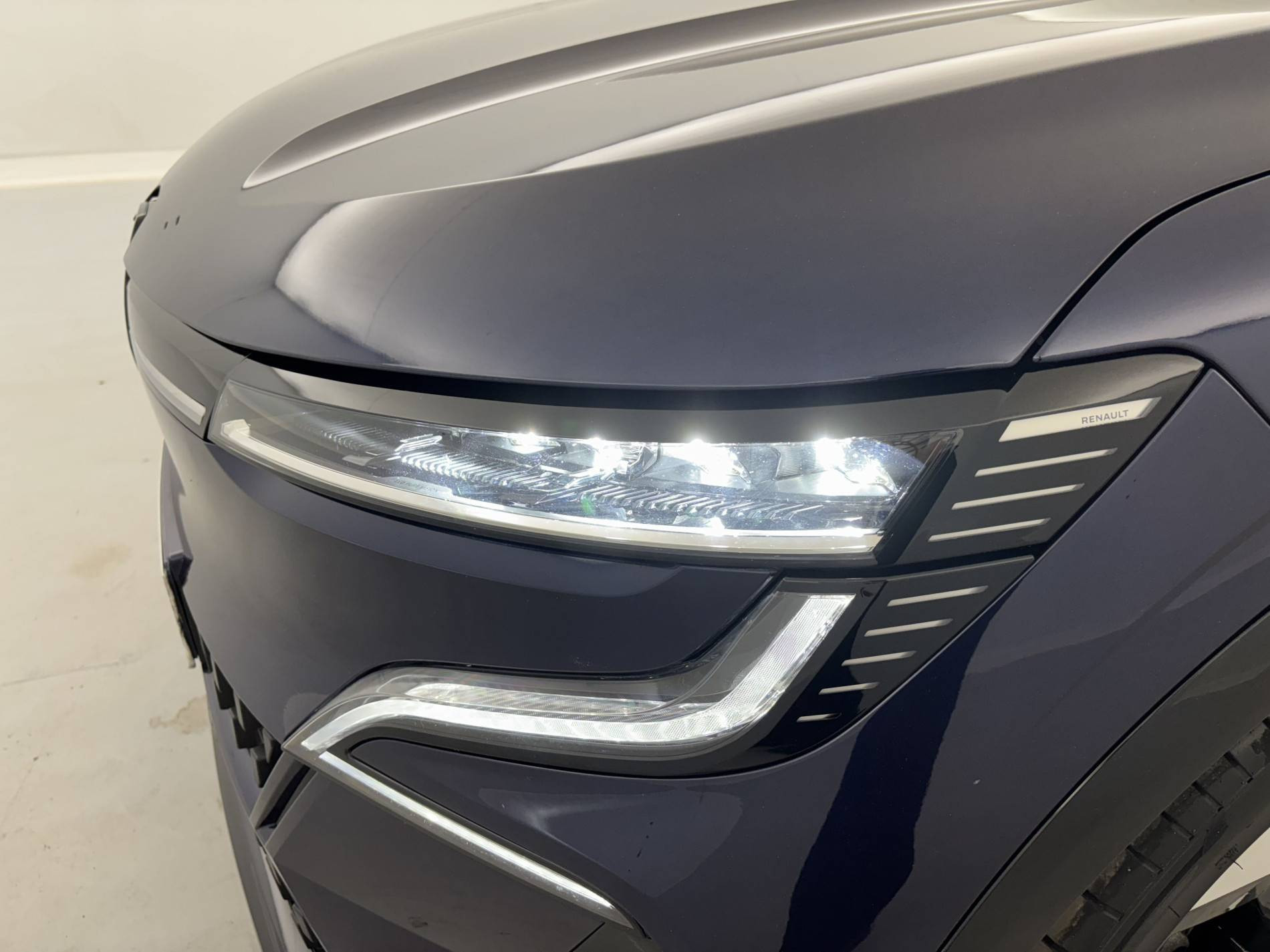 Vente en ligne Renault Megane E-Tech  220 ch autonomie confort GSR2 au prix de 29 490 €