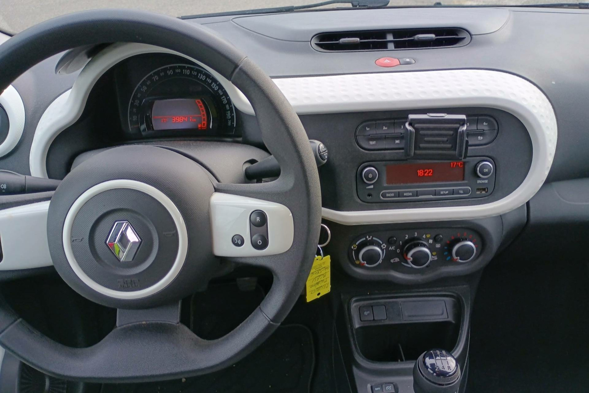 Vente en ligne Renault Twingo 3  SCe 65 - 21 au prix de 11 990 €
