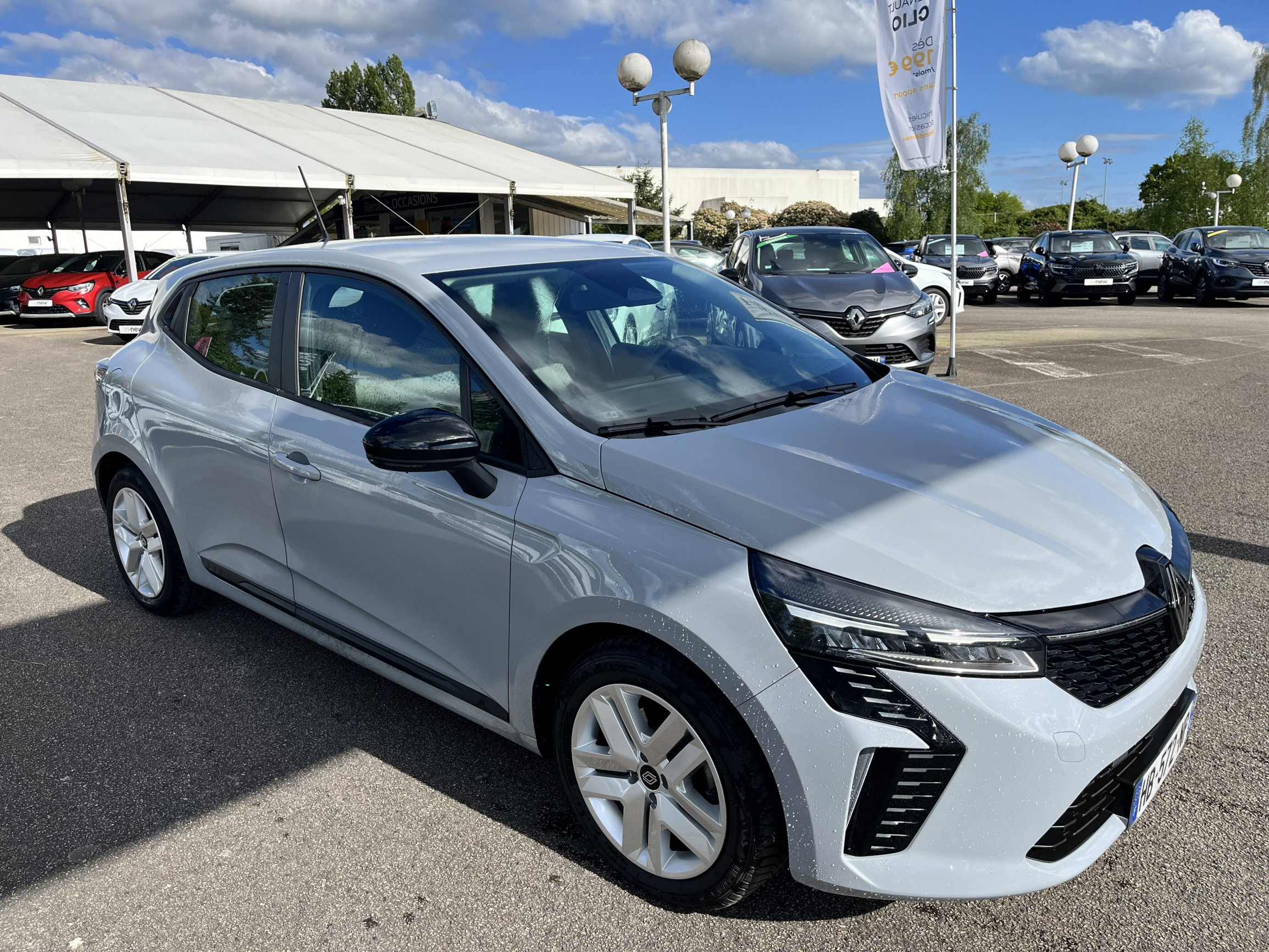 Vente en ligne Renault Clio 5 Clio Blue dCi 100 ch GSR2 au prix de 16 490 €