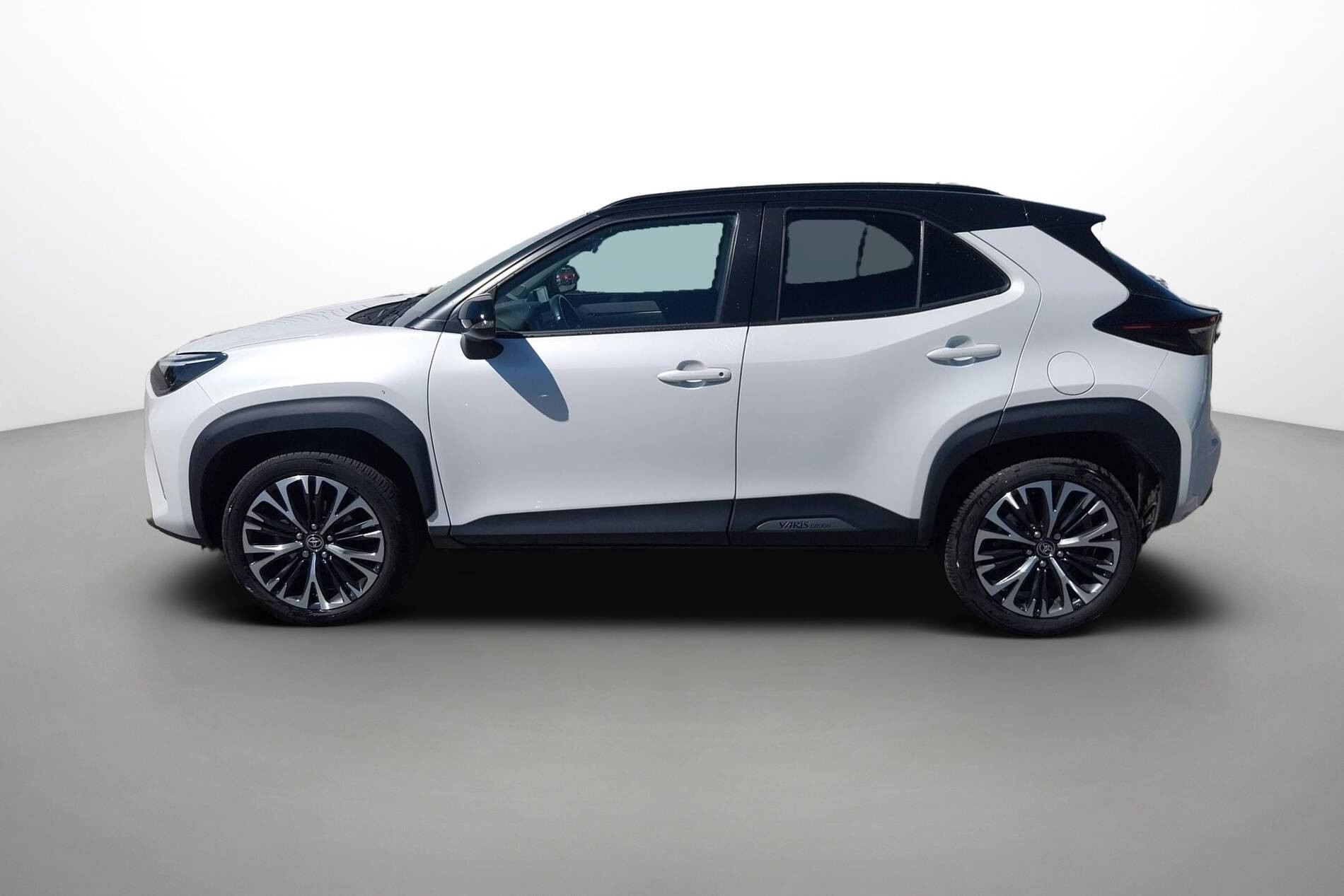 Vente en ligne Toyota Yaris Cross  130h 2WD au prix de 24 990 €
