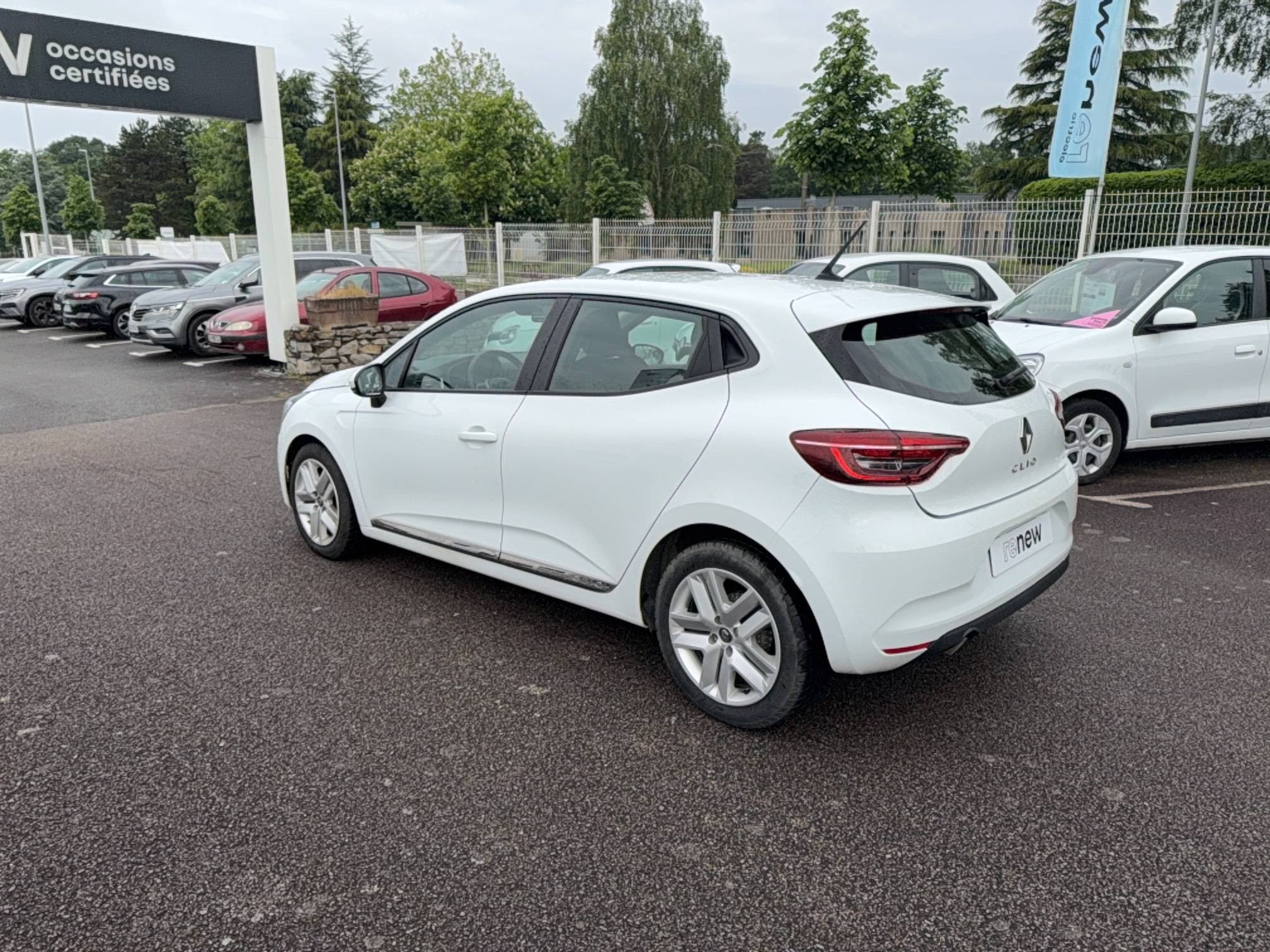 Vente en ligne Renault Clio 5 Clio SCe 65 - 21 au prix de 10 590 €