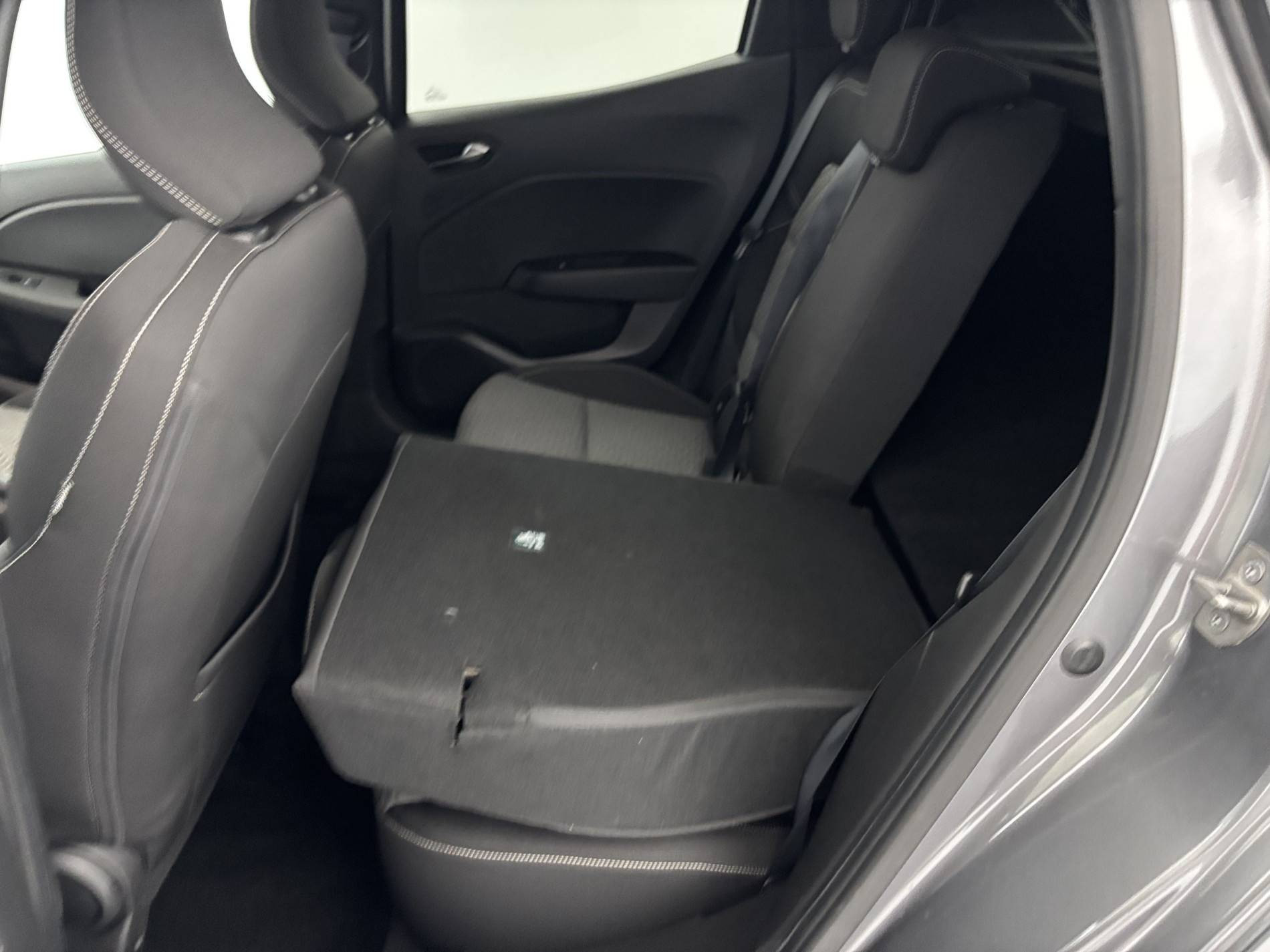 Vente en ligne Renault Clio 5 Clio TCe 90 au prix de 14 790 €