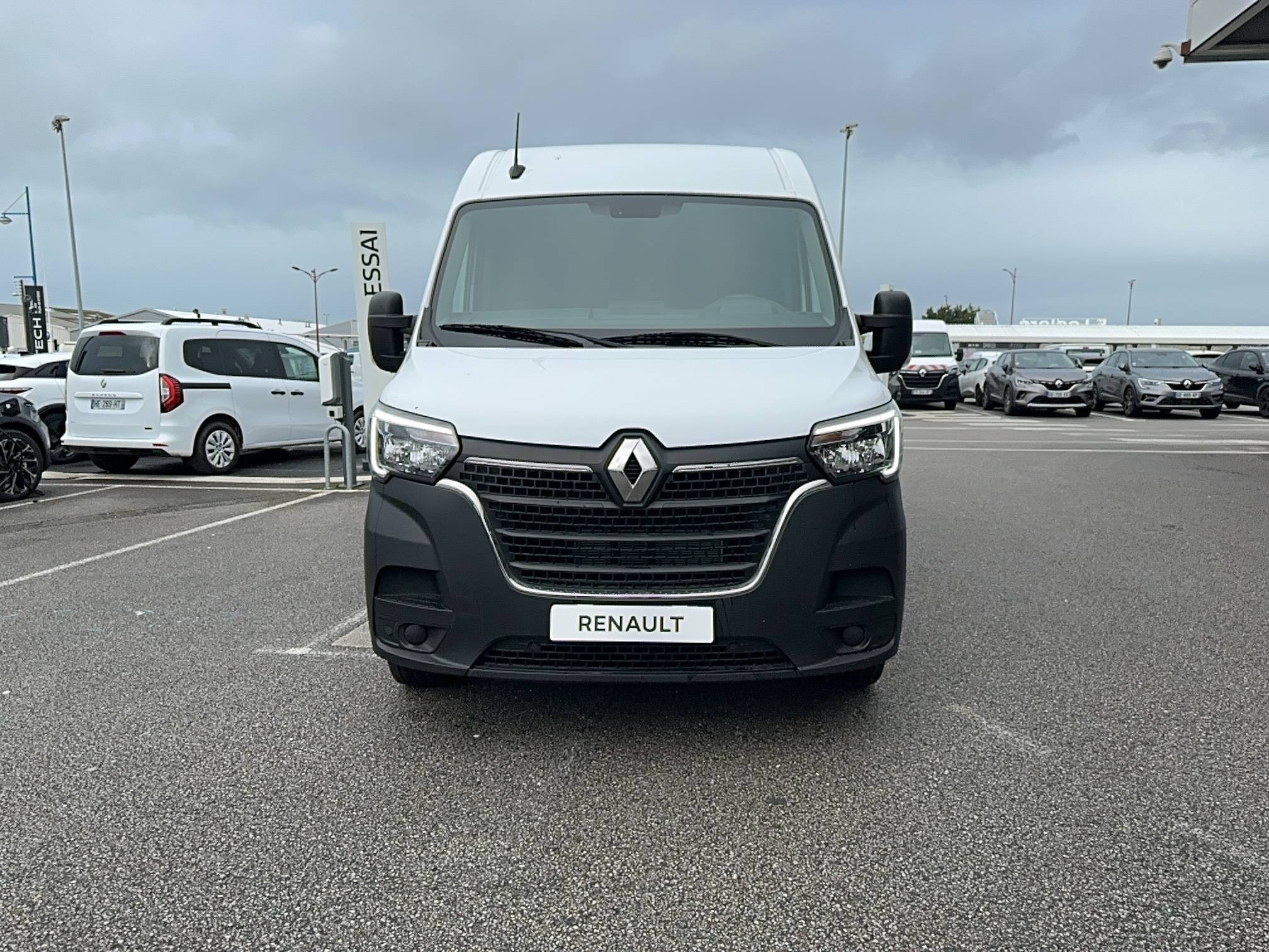 Renault Master E-Tech MASTER ELECTRIQUE FGN L2H2 F3500 EV52 occasion de 2025 en vente à Cherbourg