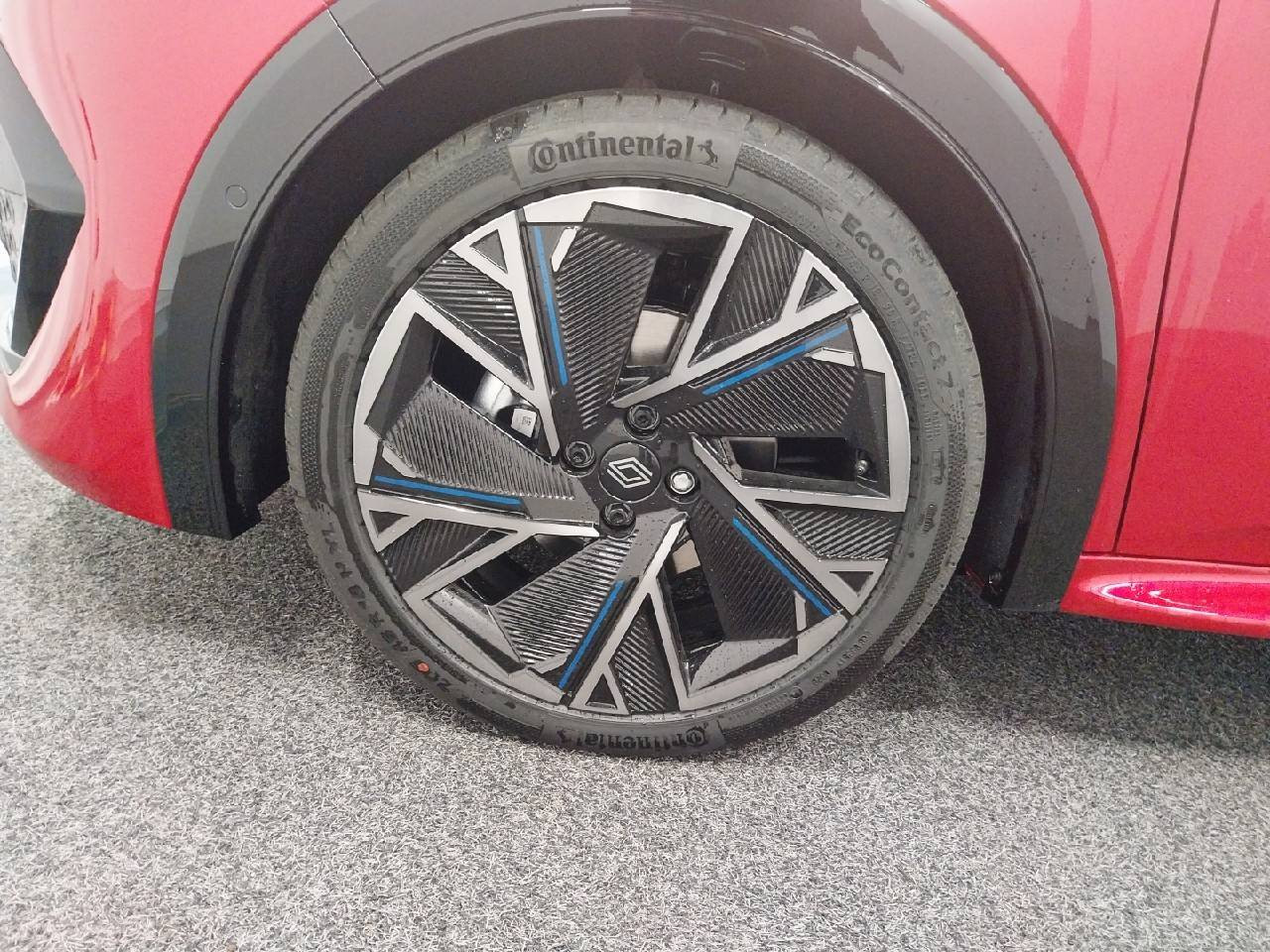 Vente en ligne Renault Clio 6 Clio E-Tech full hybrid 160 ch au prix de 50 000 €