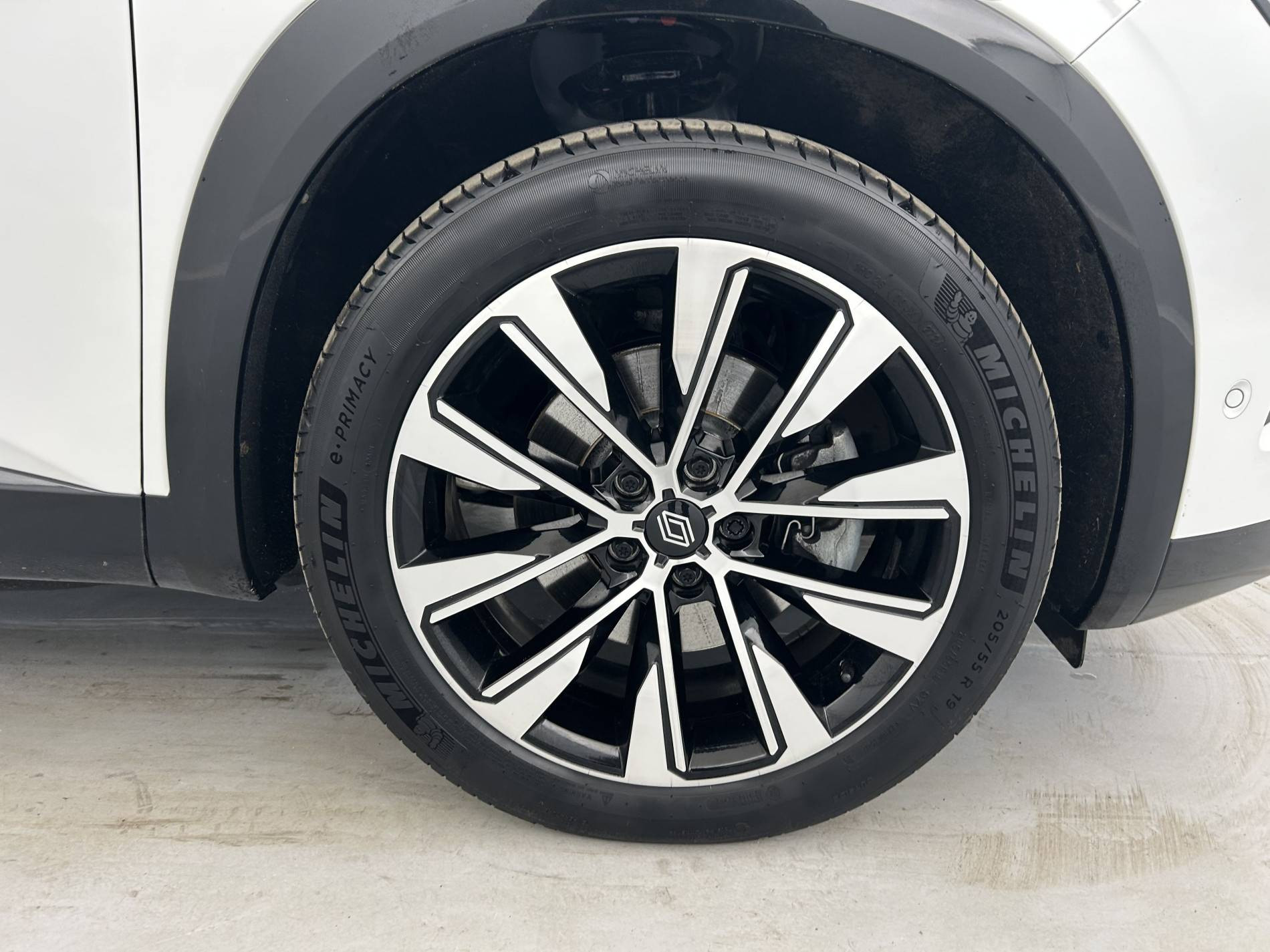 Vente en ligne Renault Austral  E-Tech hybrid 200 au prix de 25 790 €
