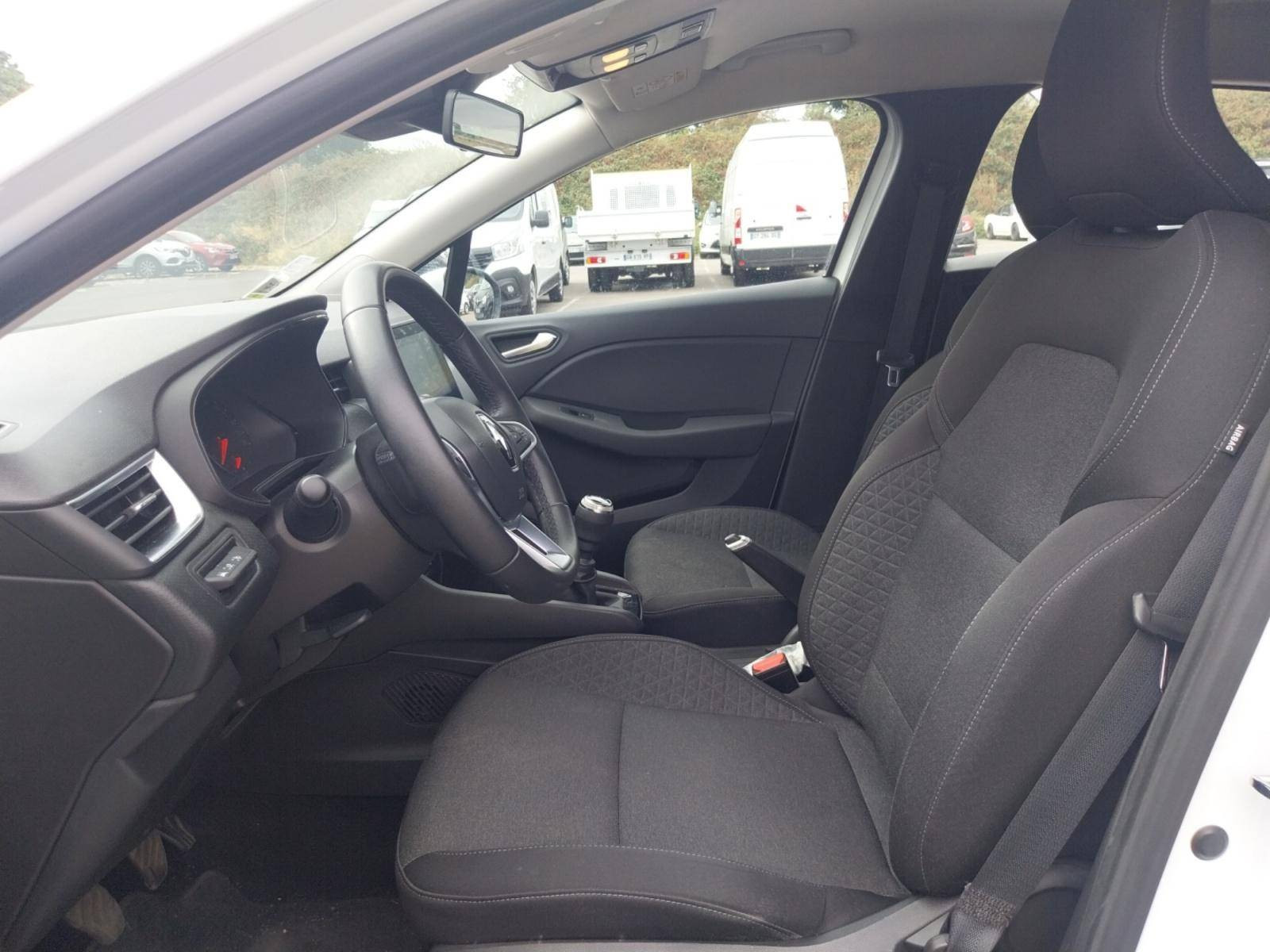 Vente en ligne Renault Clio 5 Clio TCe 90 - 21N au prix de 12 490 €