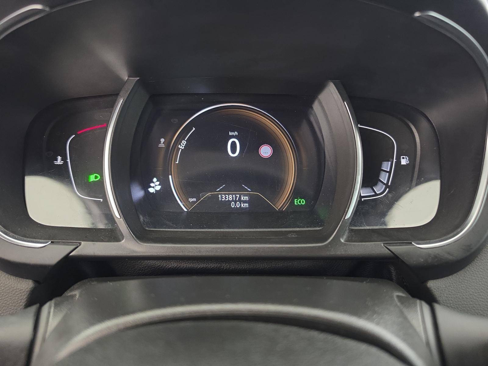 Vente en ligne Renault Grand Scenic 4 Grand Scenic Blue dCi 120 au prix de 13 999 €