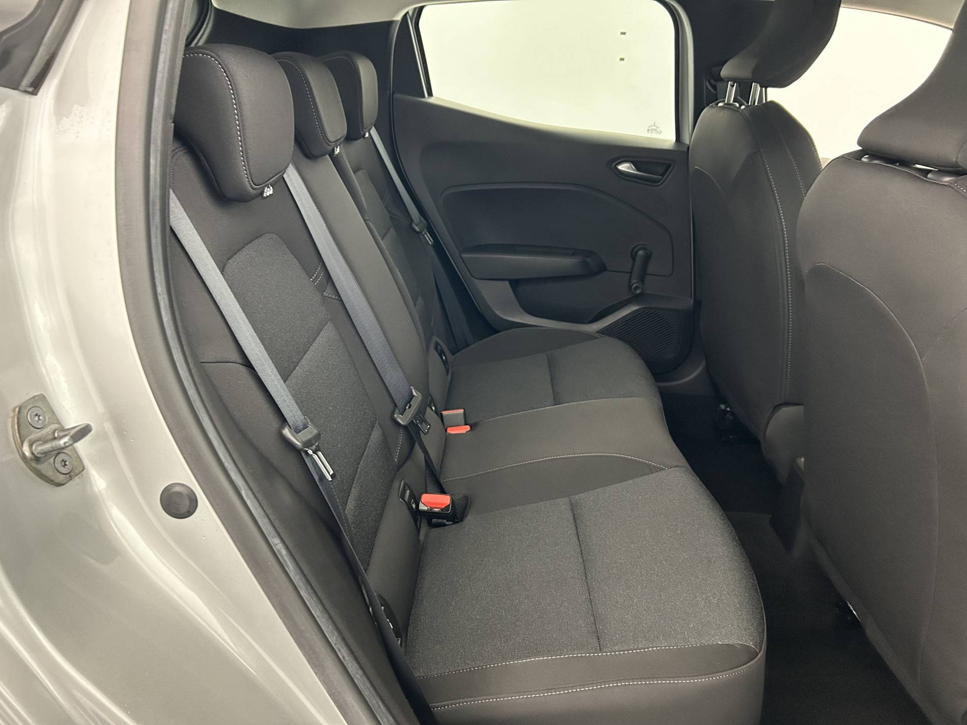 Vente en ligne Renault Clio 5 Clio TCe 90 au prix de 14 990 €