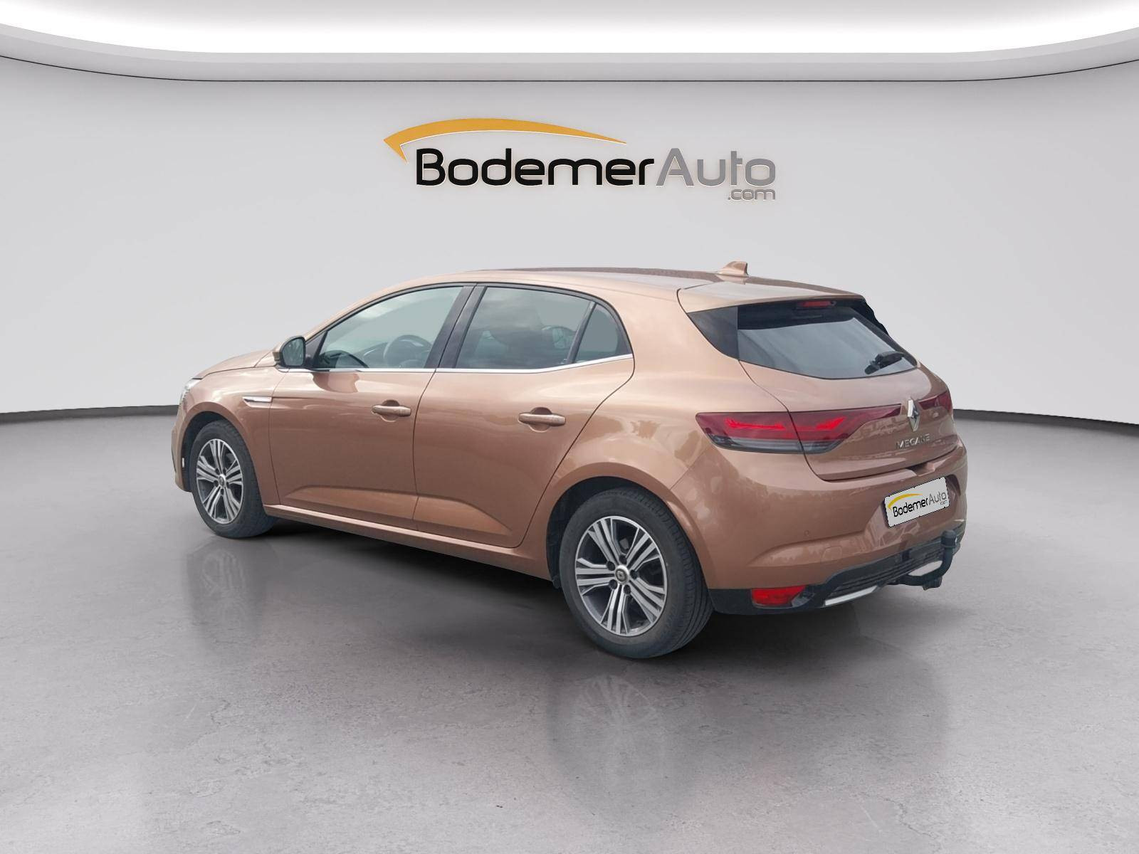 Vente en ligne Renault Megane 4 Mégane IV Berline Blue dCi 115 EDC au prix de 17 490 €