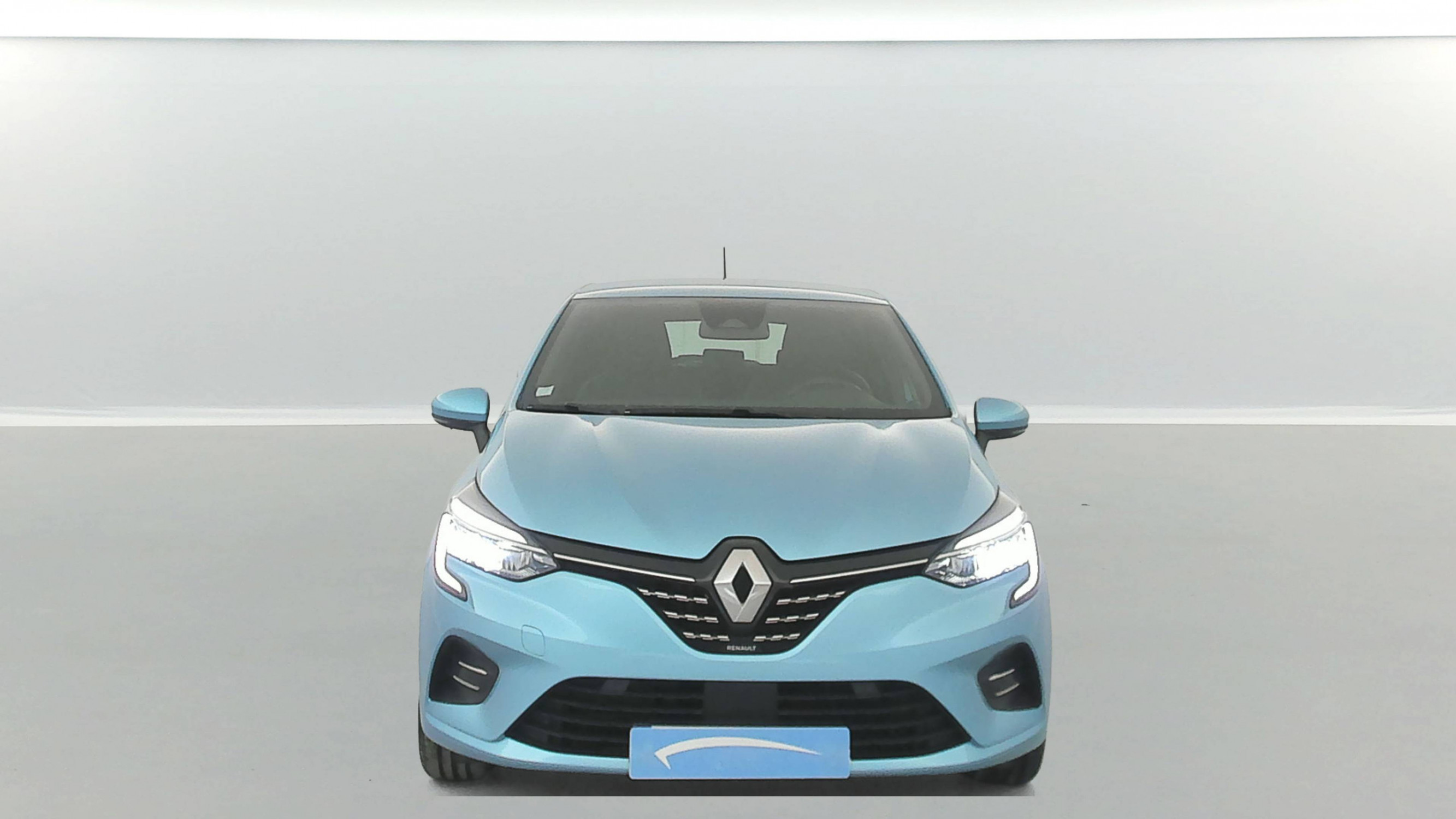 Vente en ligne Renault Clio 5 Clio E-Tech 140 - 21N au prix de 18 499 €
