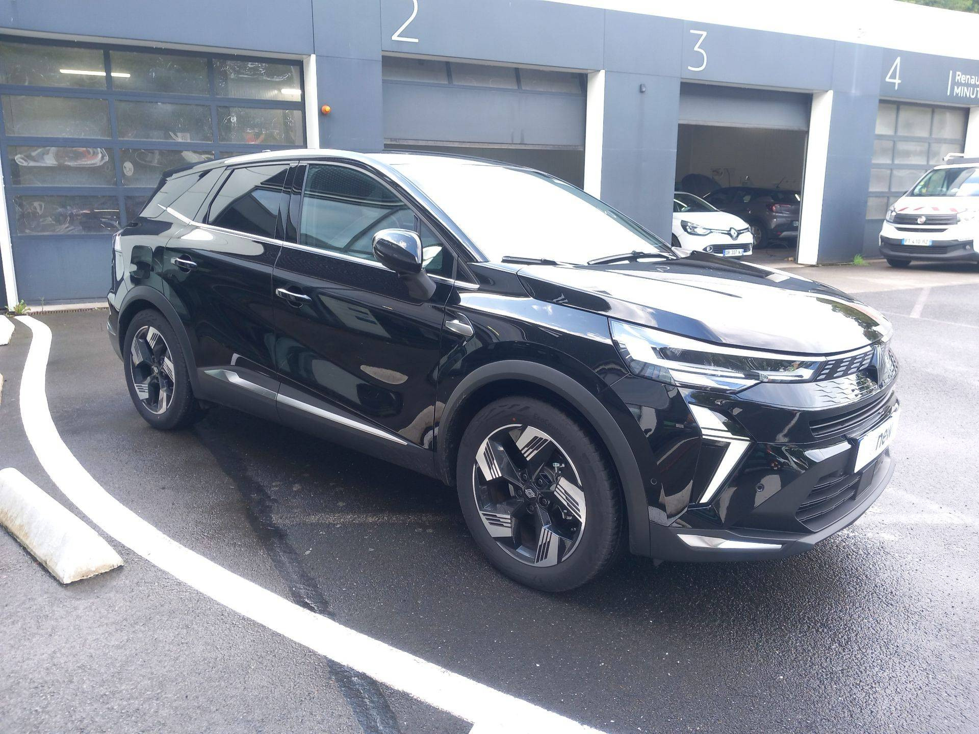 Vente en ligne Renault Symbioz  E-Tech full hybrid 160 ch au prix de 31 890 €