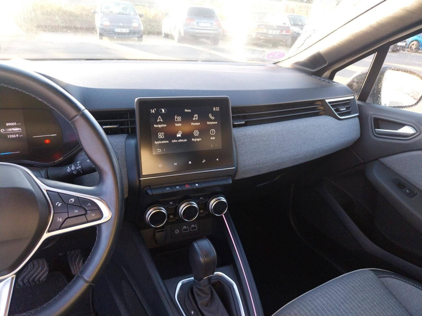 Vente en ligne Renault Clio 5 Clio E-Tech full hybrid 145 ch GSR2 au prix de 16 980 €