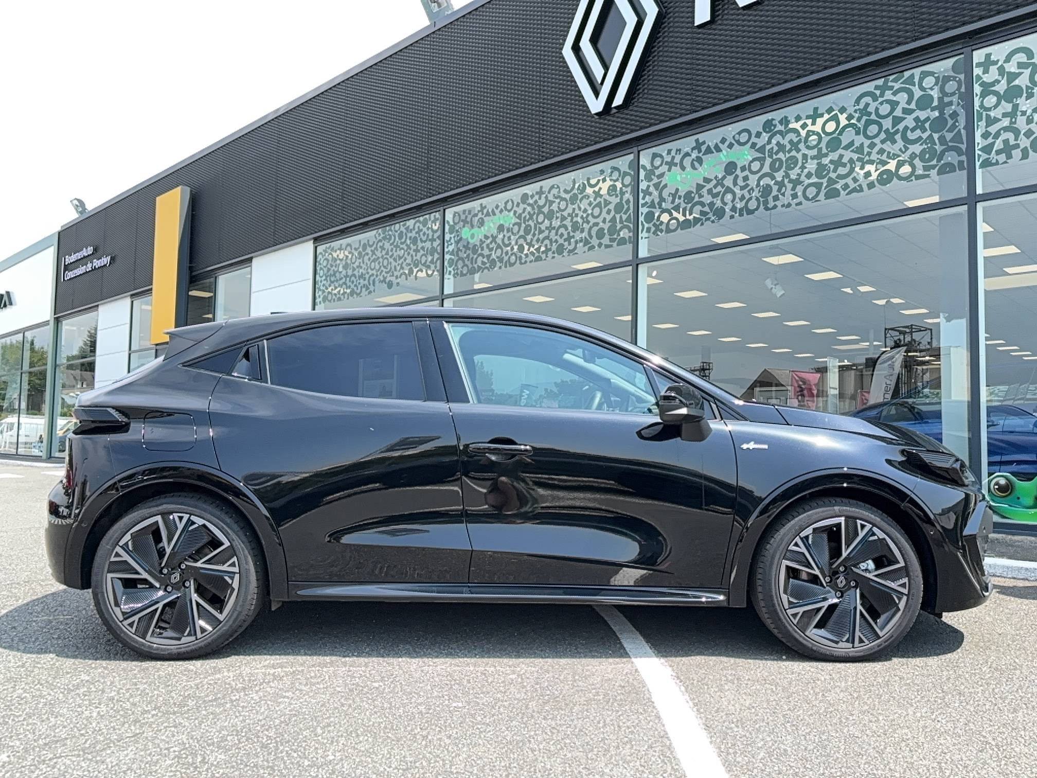 Vente en ligne Renault Clio 6 Clio E-Tech full hybrid 160 ch au prix de 27 990 €