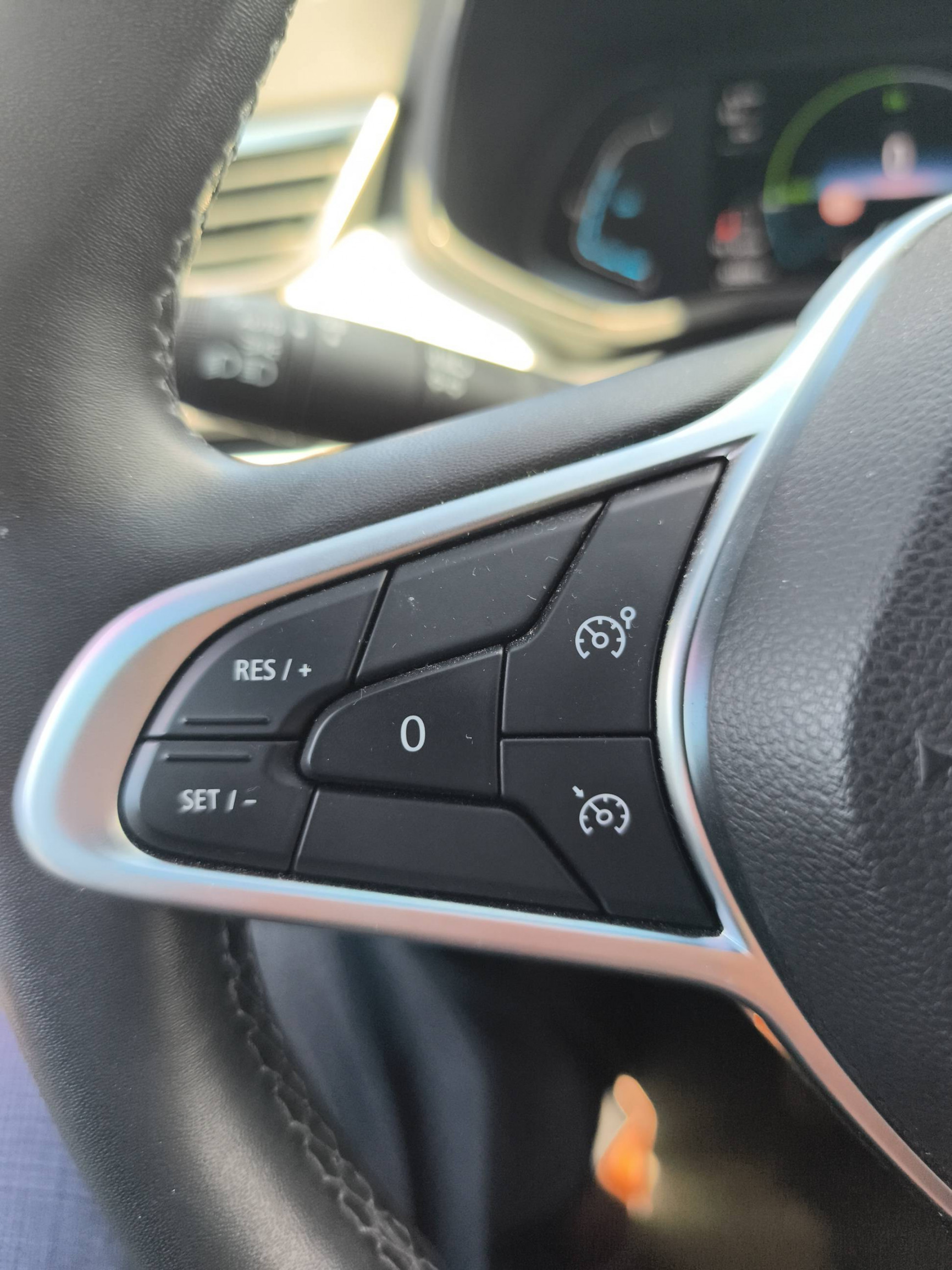 Vente en ligne Renault Clio 5 Clio E-Tech full hybrid 145 au prix de 16 290 €