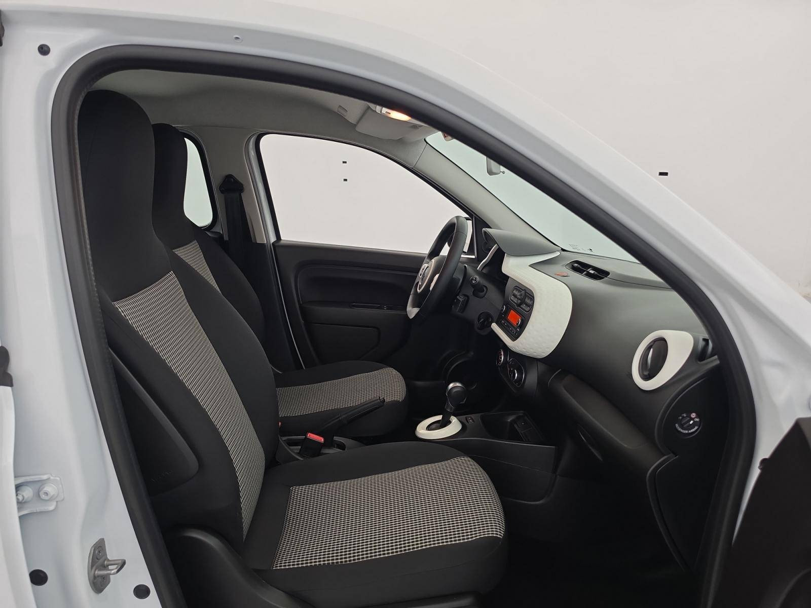 Vente en ligne Renault Twingo Electrique Twingo III E-Tech au prix de 10 990 €