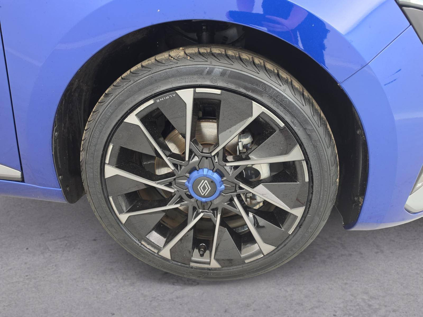Vente en ligne Renault Clio 5 Clio E-Tech full hybrid 145 au prix de 21 500 €