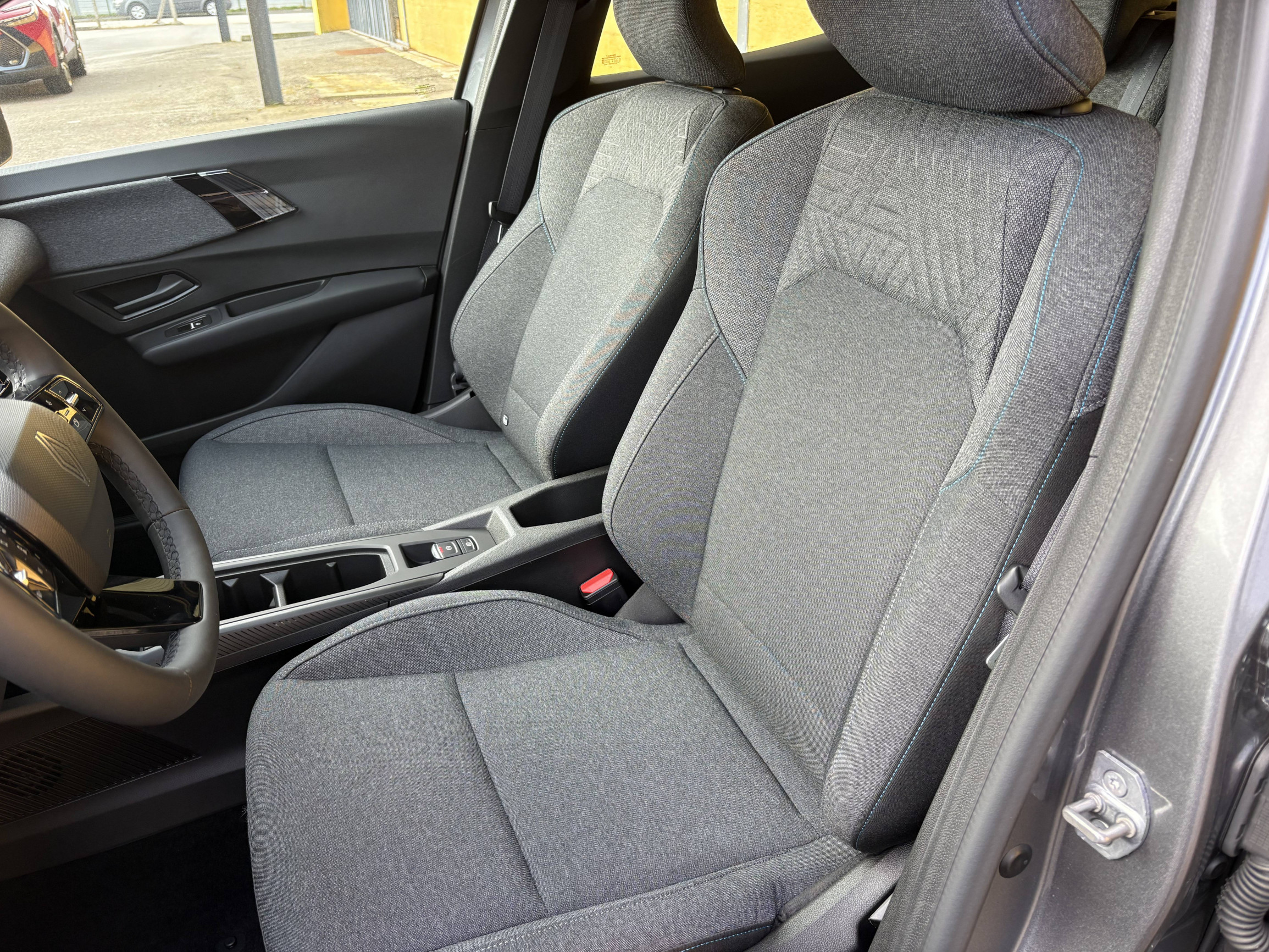 Vente en ligne Renault Clio 6 Clio E-Tech full hybrid 160 ch au prix de 24 490 €