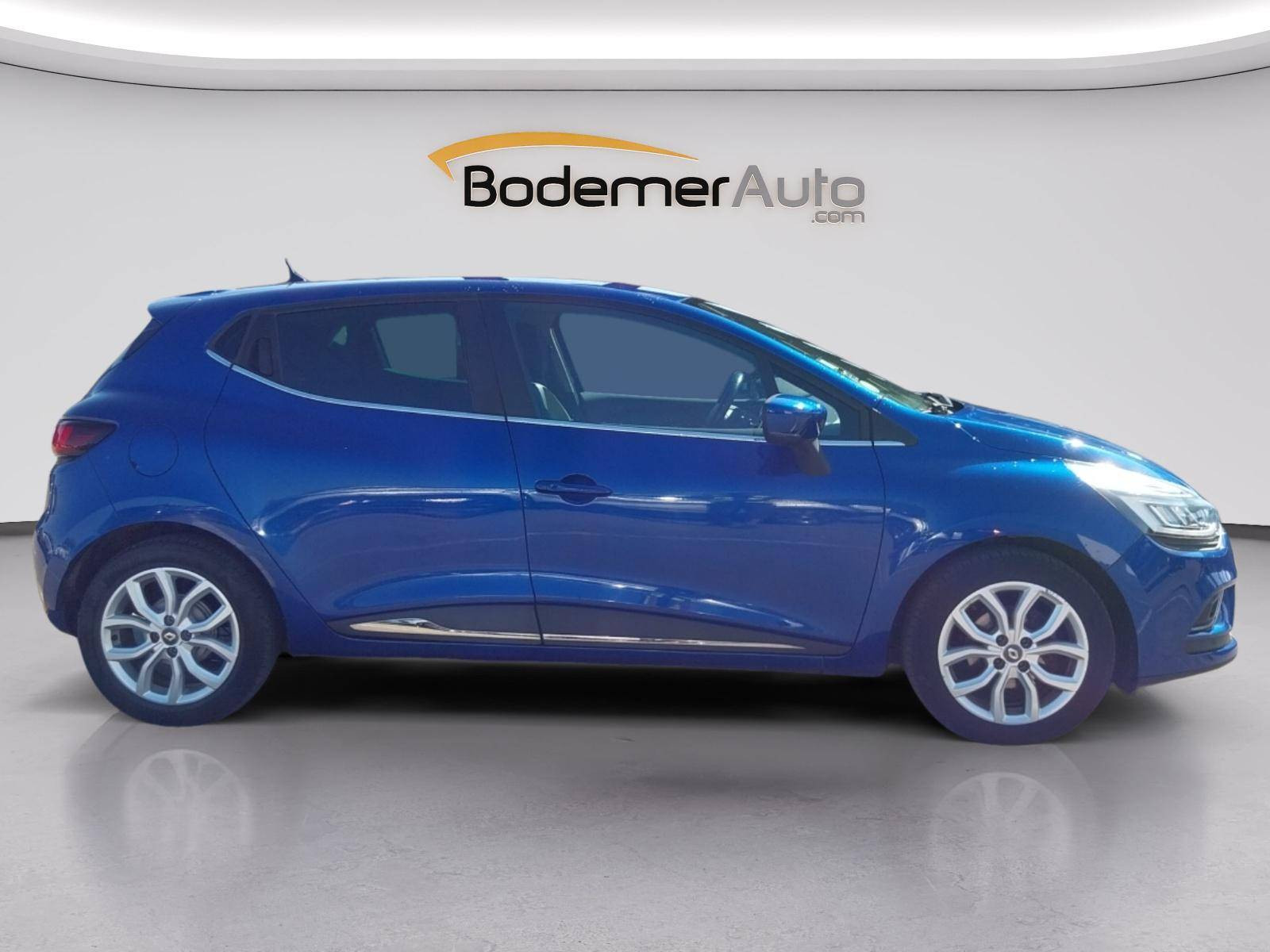 Vente en ligne Renault Clio 4 Clio dCi 90 Energy au prix de 10 890 €