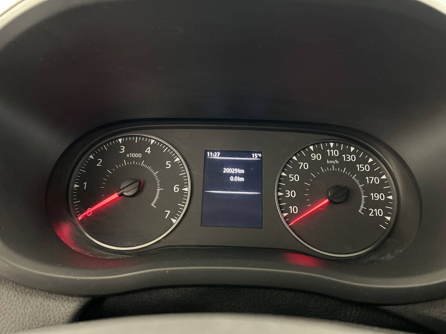 Vente en ligne Renault Master Fourgon MASTER FGN TRAC F3500 L2H2 BLUE DCI 135 au prix de 25 490 €