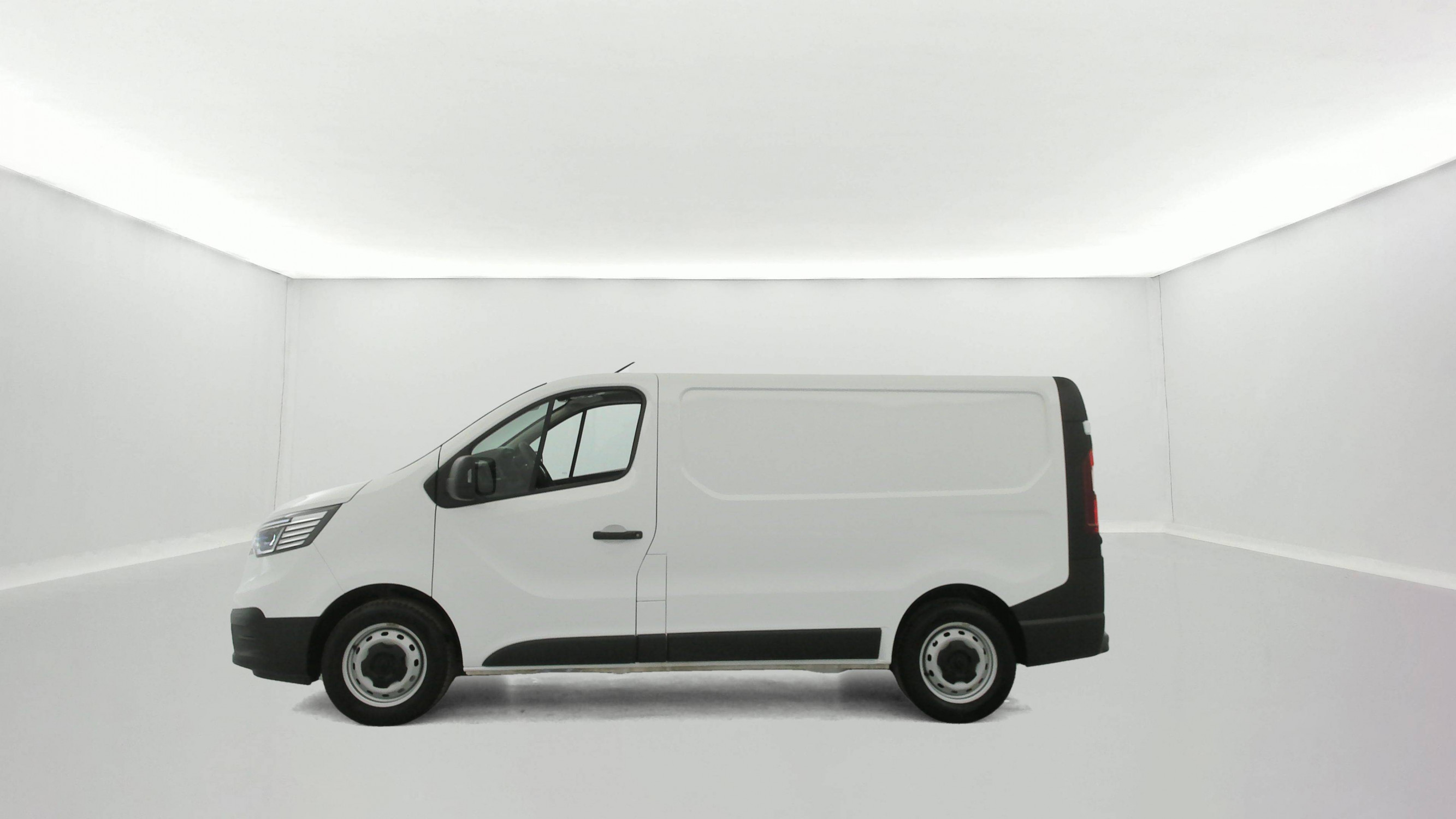 Vente en ligne Renault Trafic FG CF L1H1 3T blue dci 130 E6E au prix de 24 990 €