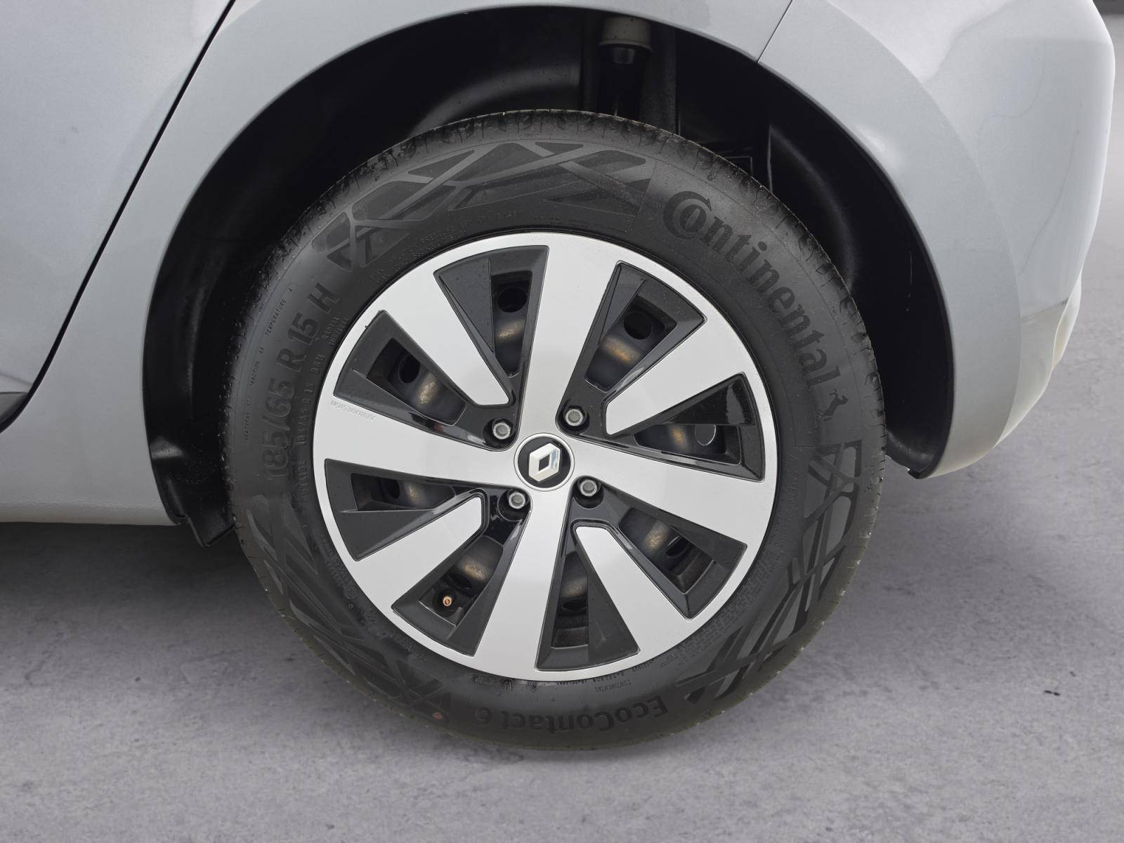Vente en ligne Renault Clio 5 Clio TCe 90 au prix de 14 790 €