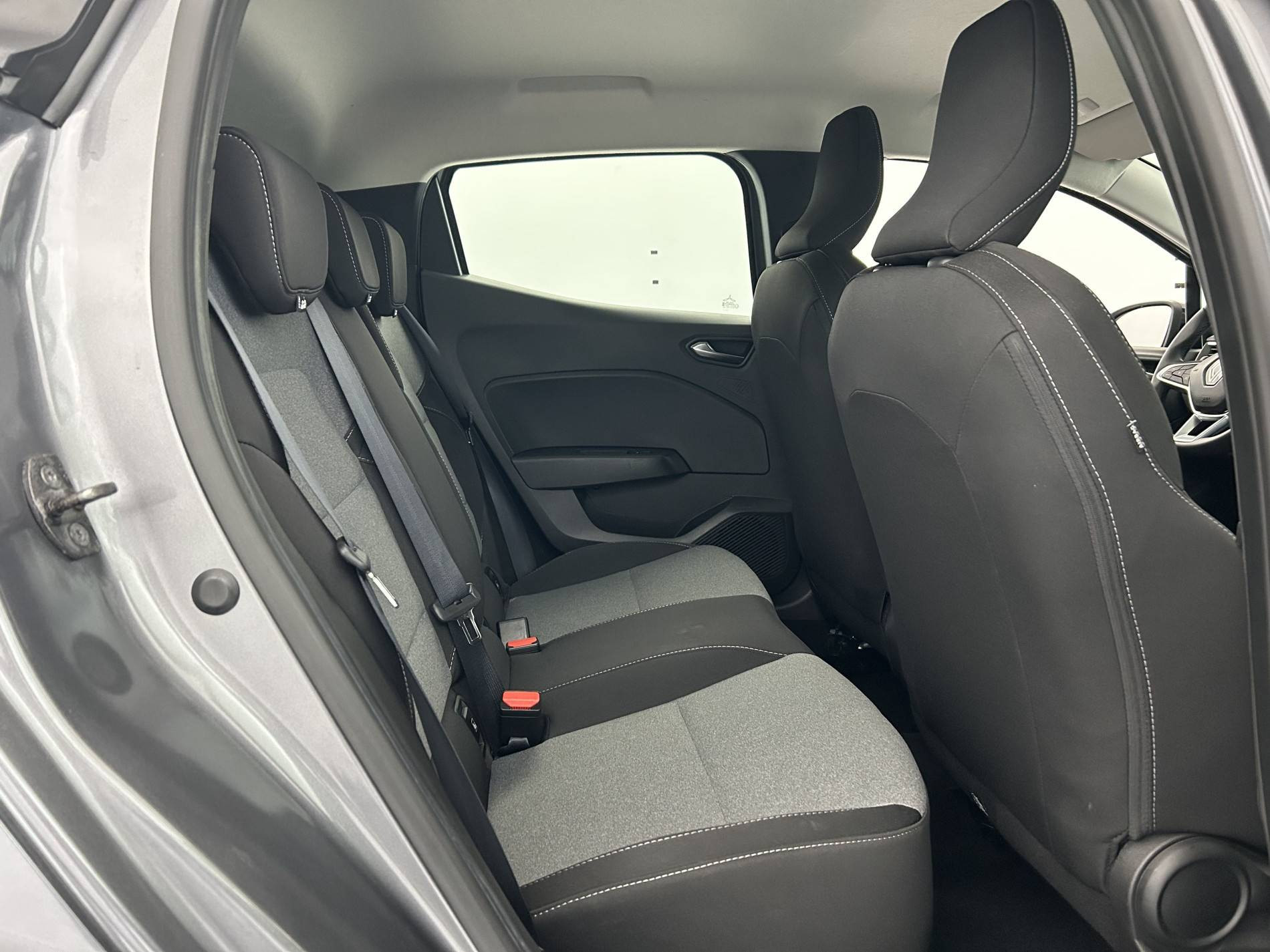 Vente en ligne Renault Clio 5 Clio TCe 90 au prix de 15 490 €