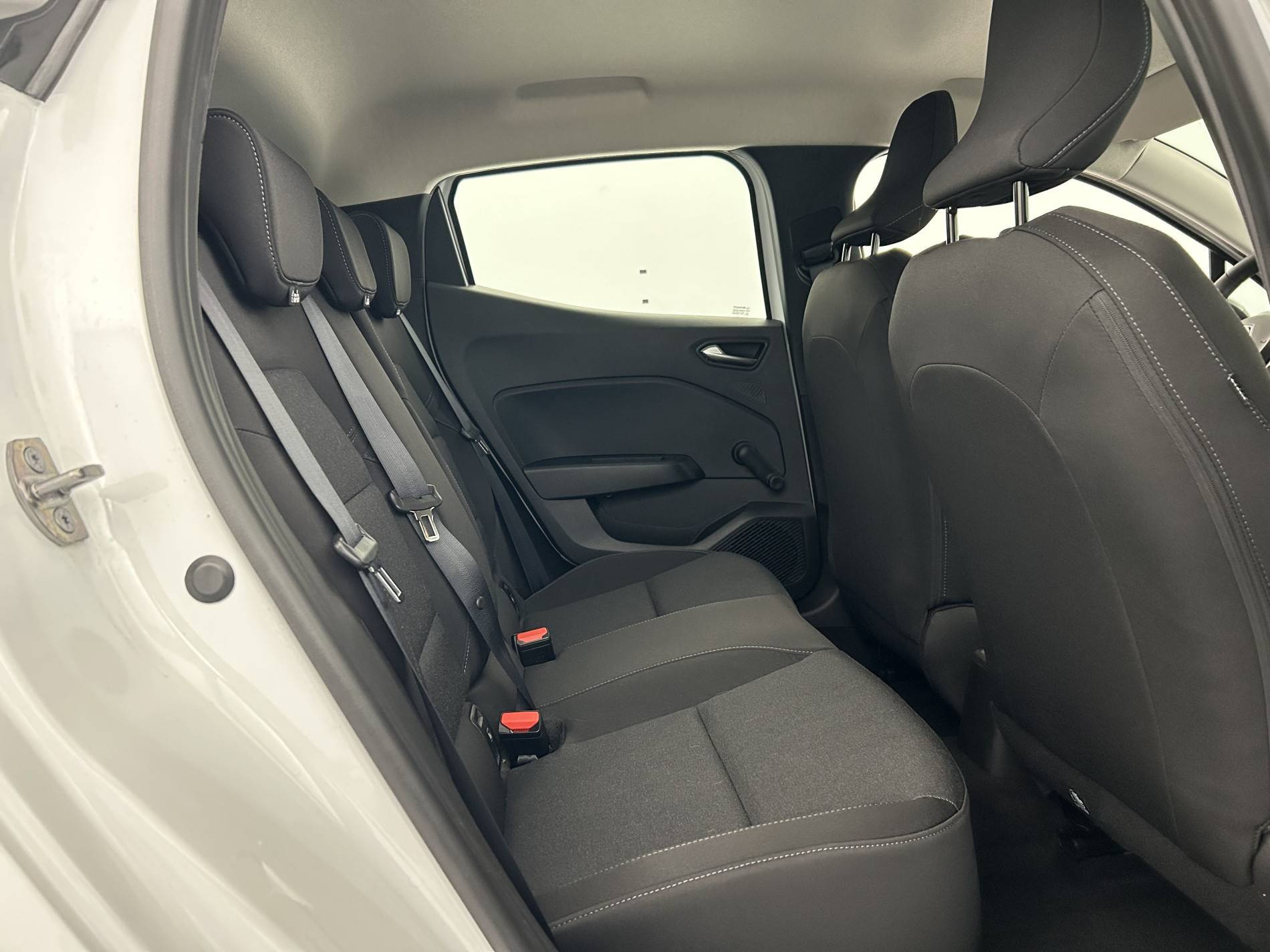 Vente en ligne Renault Clio 5 Clio TCe 90 au prix de 14 490 €