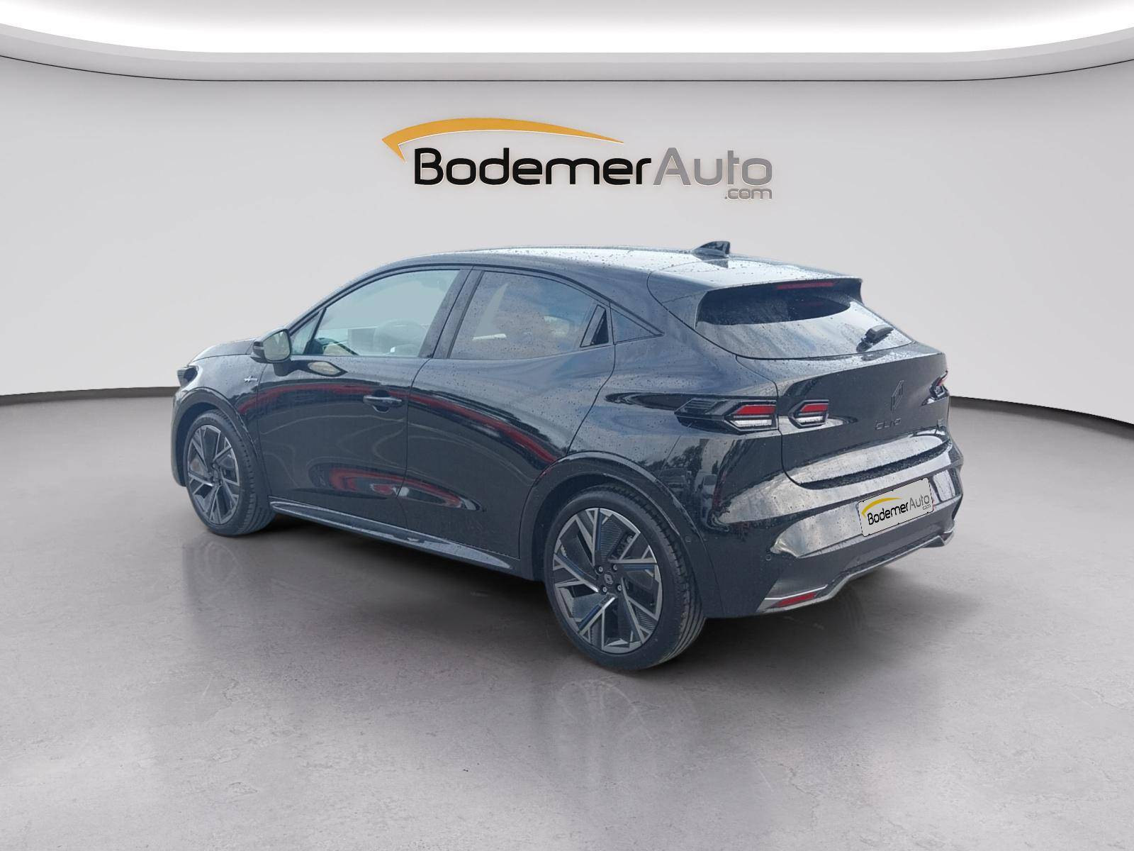 Vente en ligne Renault Clio 6 Clio E-Tech full hybrid 160 ch au prix de 28 329 €