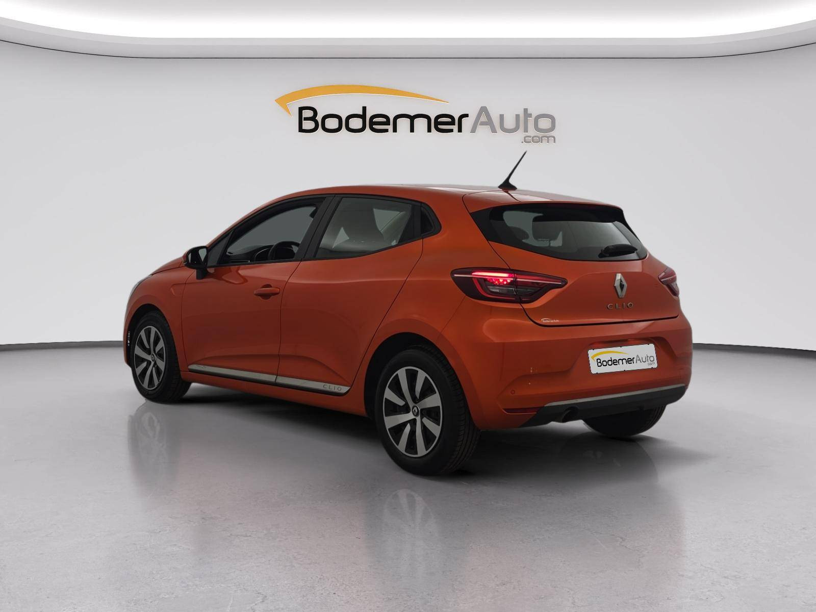 Vente en ligne Renault Clio 5 Clio Blue dCi 85 au prix de 13 990 €