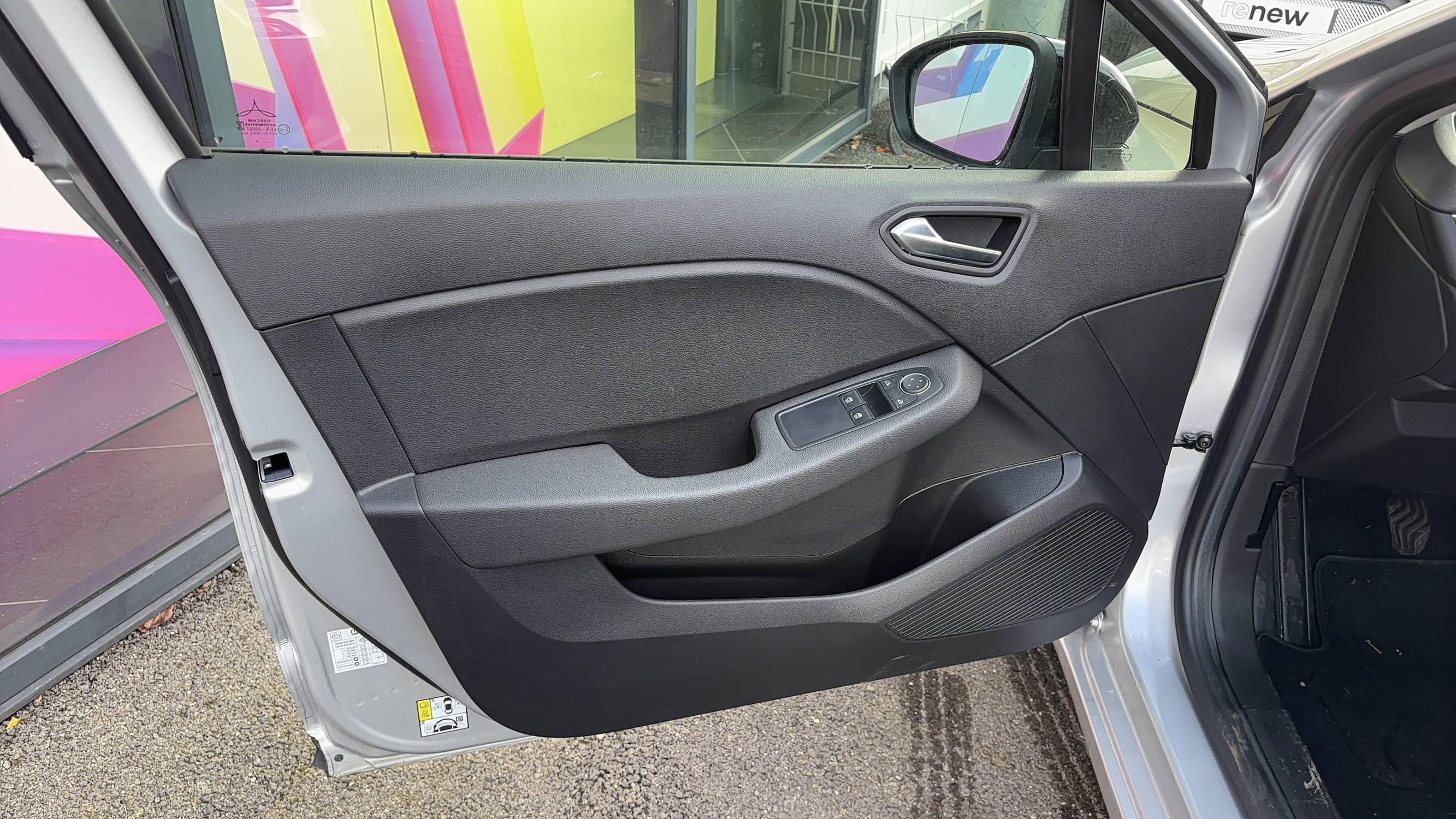 Vente en ligne Renault Clio 5 Clio TCe 90 au prix de 15 490 €